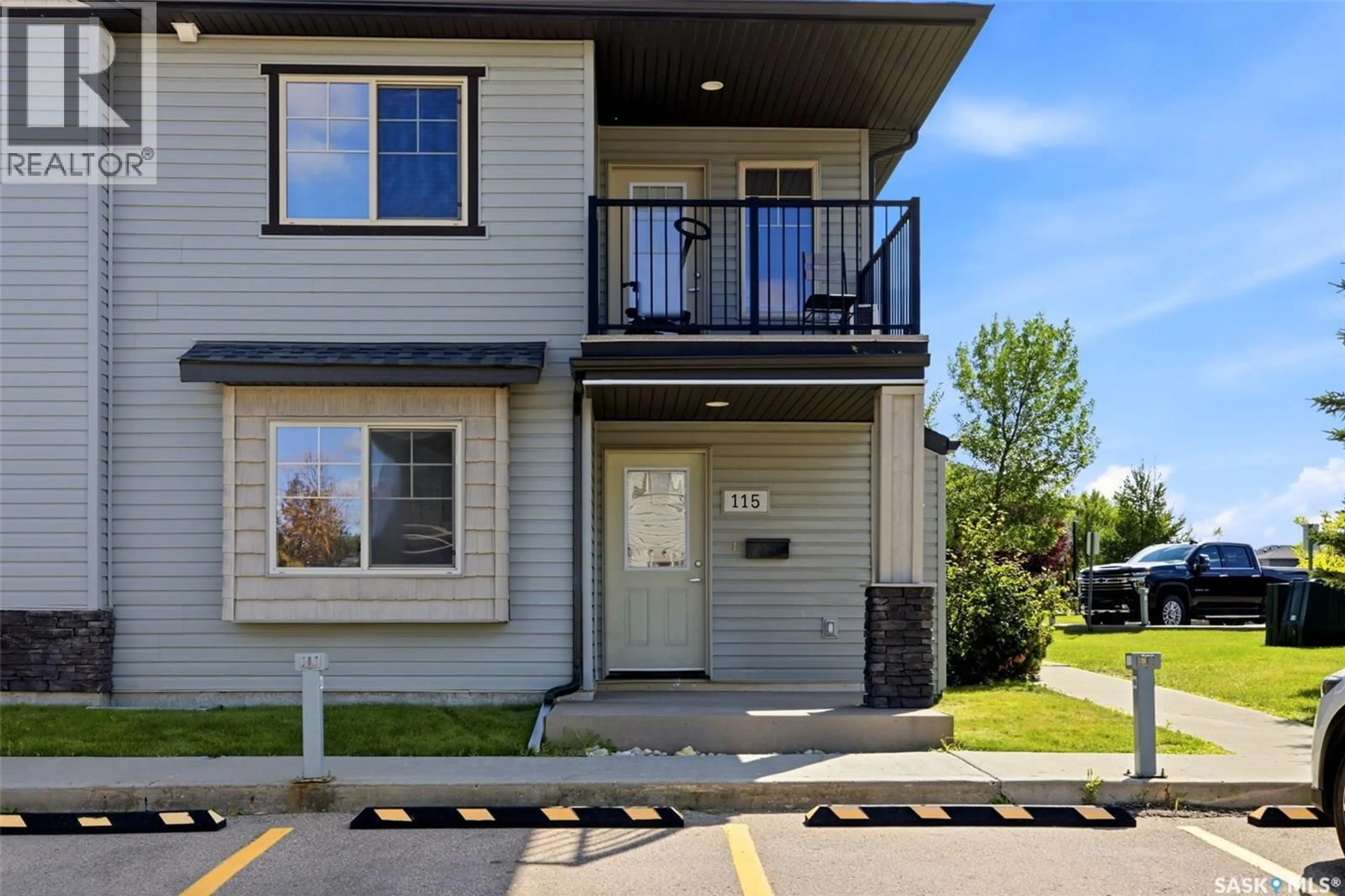 Home with vinyl exterior material, street for 115 - 5055 JAMES HILL ROAD, Regina Saskatchewan S4W0B9