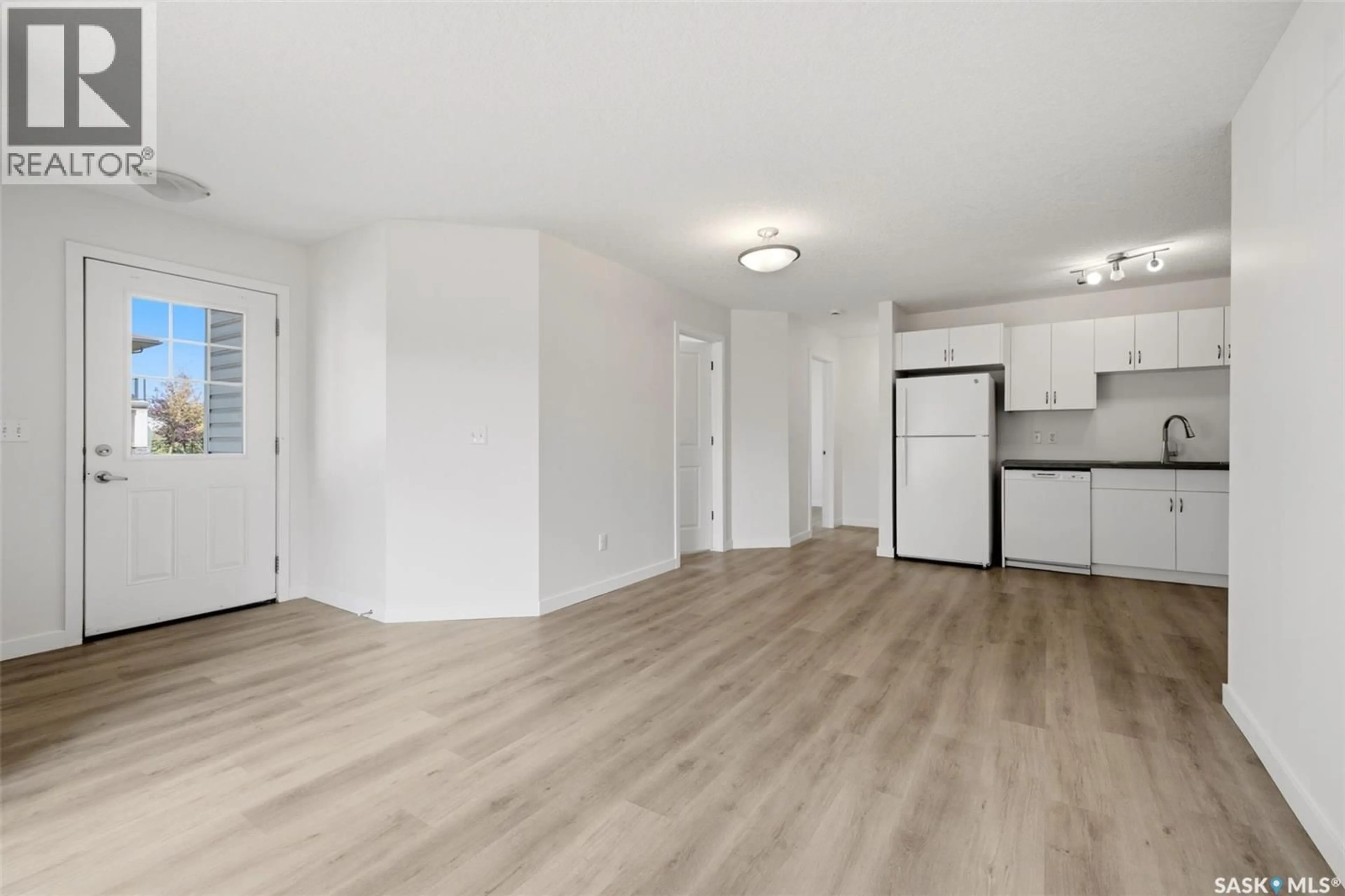 A pic of a room for 115 - 5055 JAMES HILL ROAD, Regina Saskatchewan S4W0B9