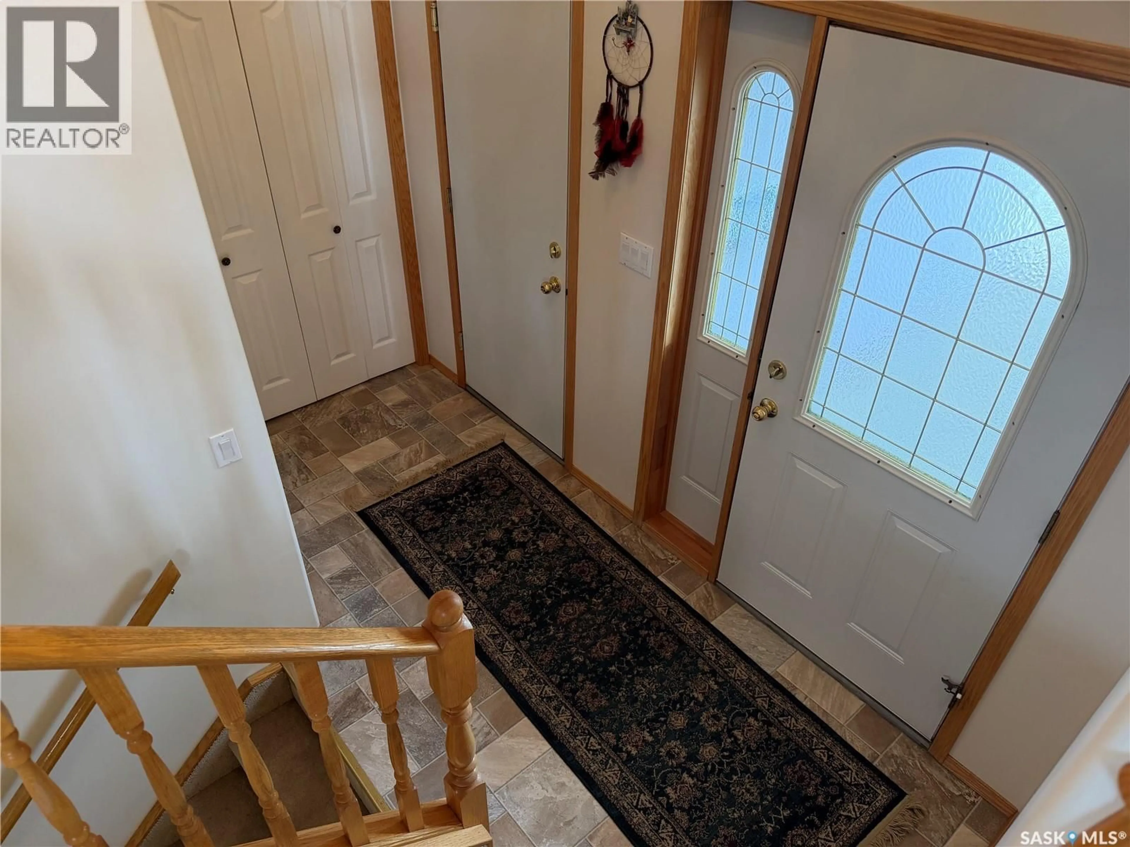Indoor entryway for 1121 21ST STREET, Humboldt Saskatchewan S0K2A0