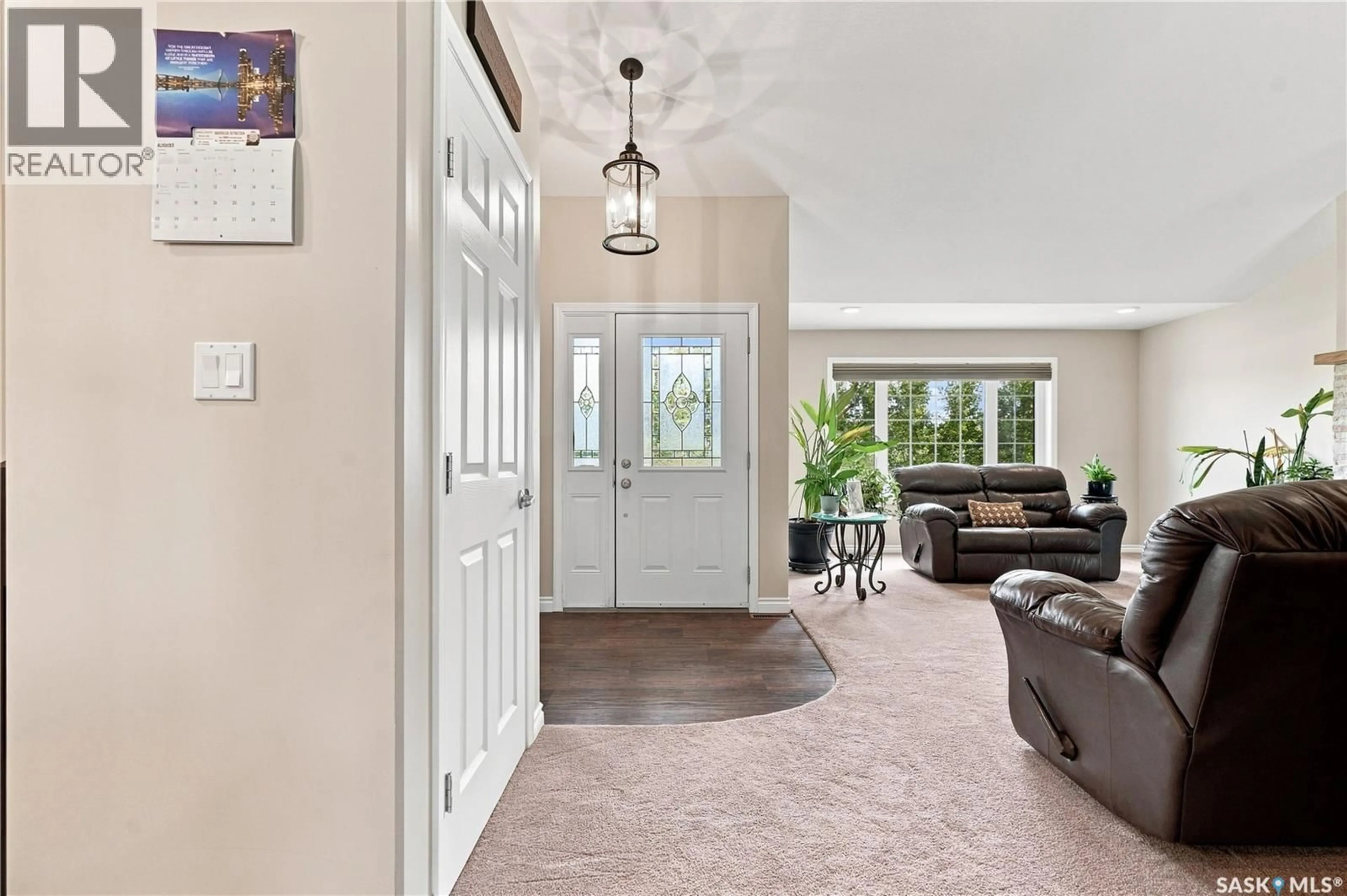 Indoor entryway for 374 TWP RD, Corman Park Rm No. 344 Saskatchewan S7K3J5