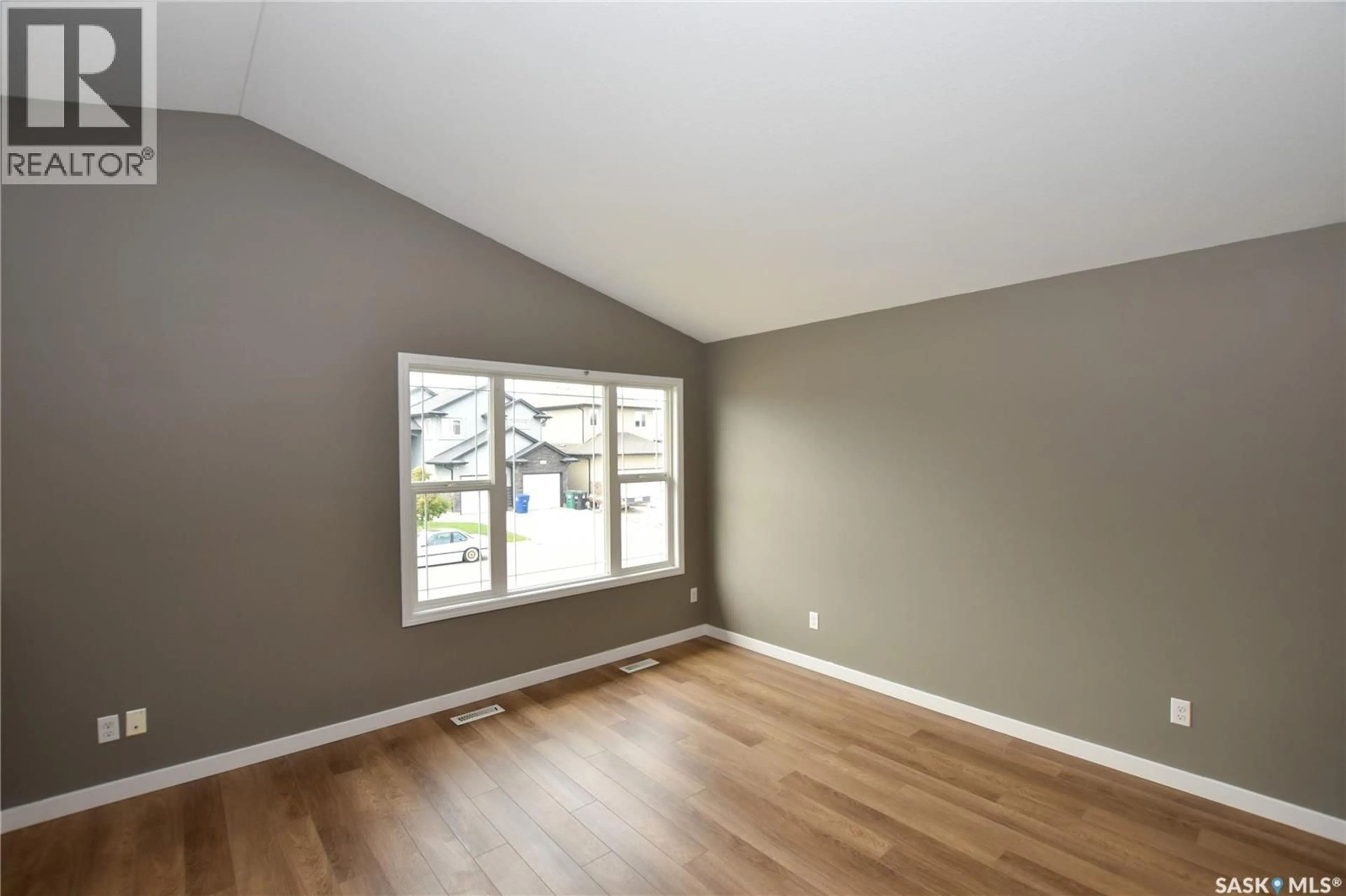 A pic of a room for 106 GEARY CRESCENT, Saskatoon Saskatchewan S7R0B8