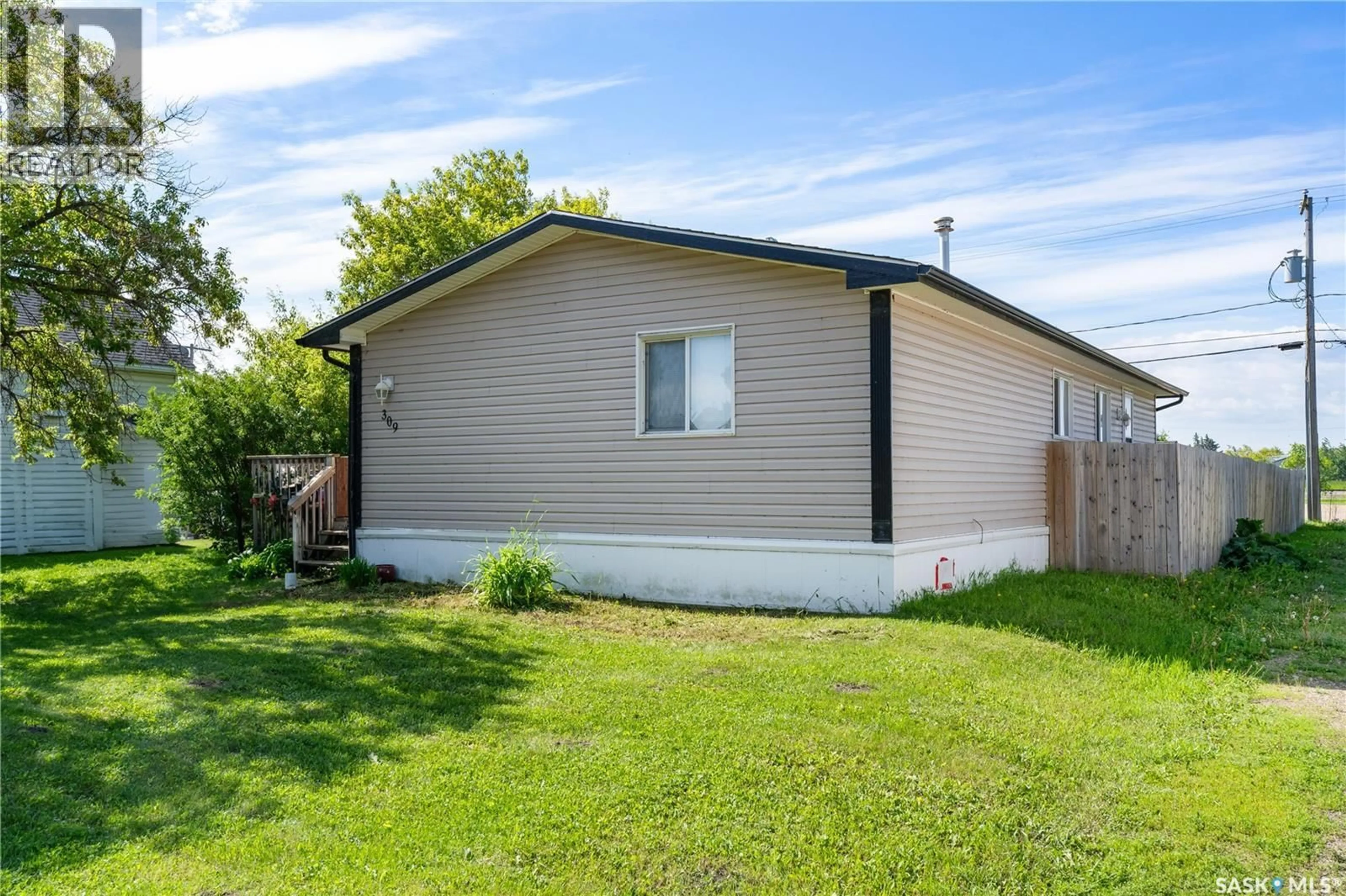 Unknown for 309 BURROWS AVENUE, Melfort Saskatchewan S0E1A0