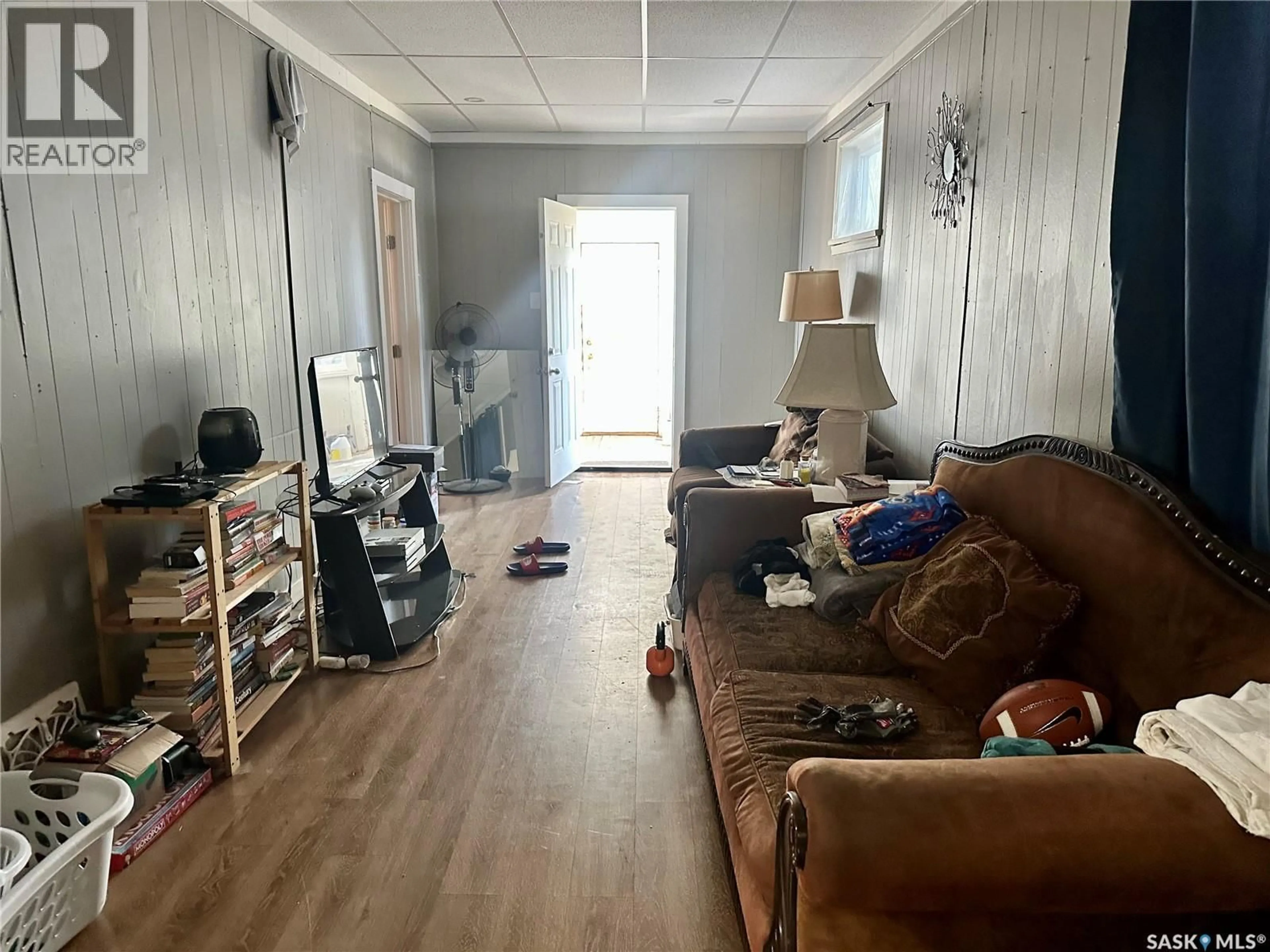 A pic of a room for 1420 WASCANA STREET, Regina Saskatchewan S4T4J5