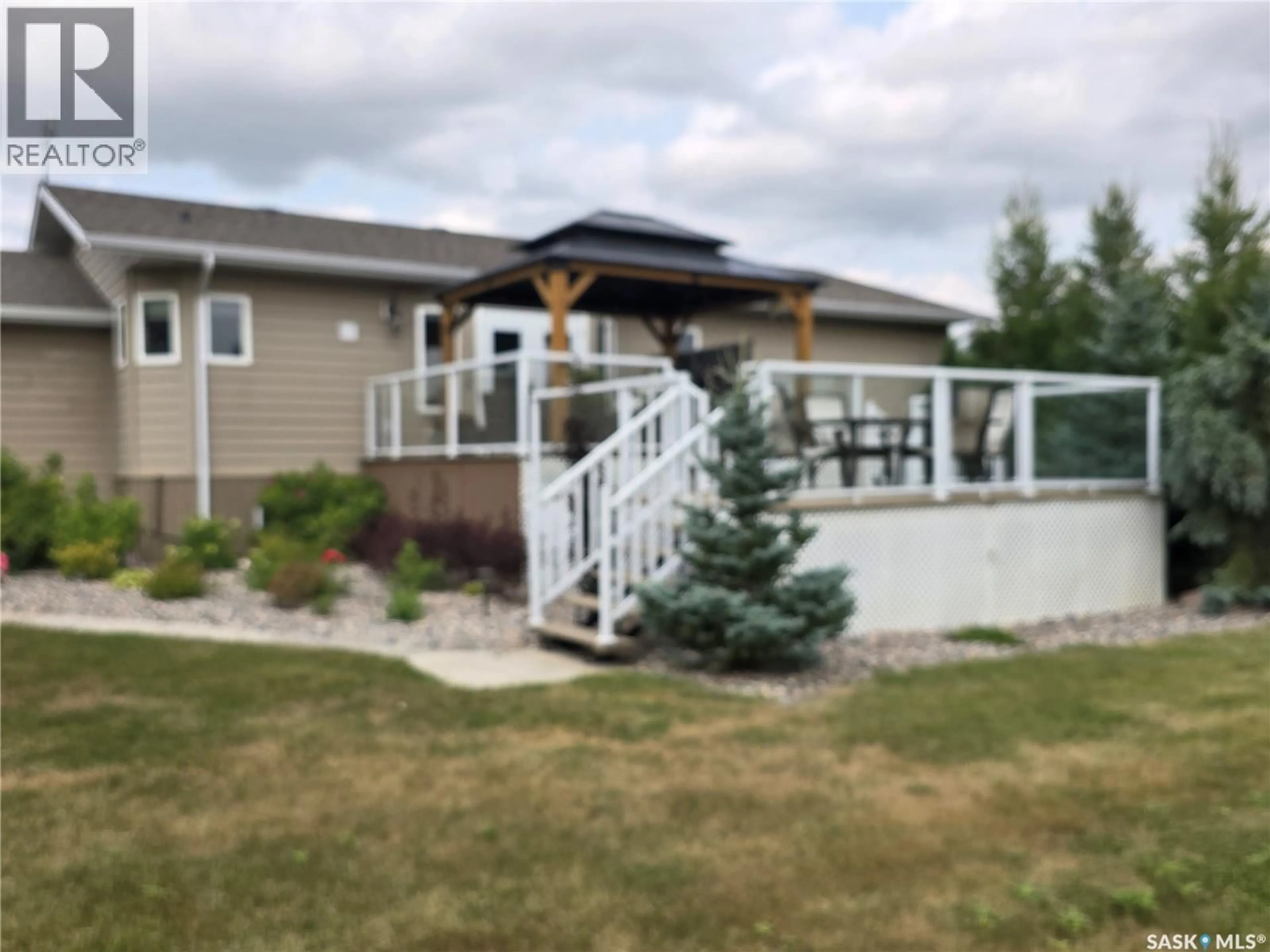 Home with vinyl exterior material, mountain view for BROOKSLAND FARMS, Wolseley Rm No. 155 Saskatchewan S0G5H0