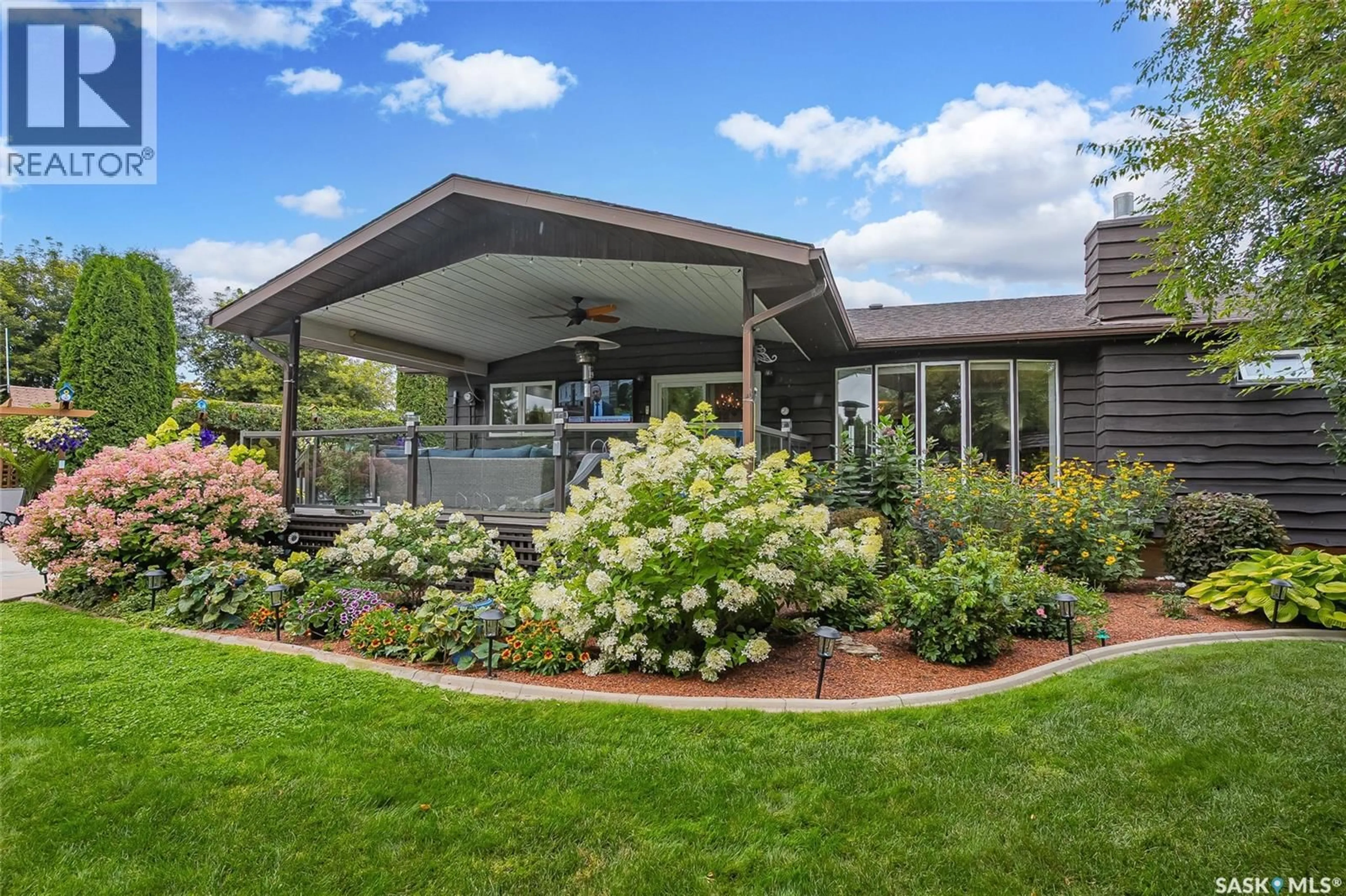 Patio, unknown for 223 EGNATOFF CRESCENT, Saskatoon Saskatchewan S7K7S2