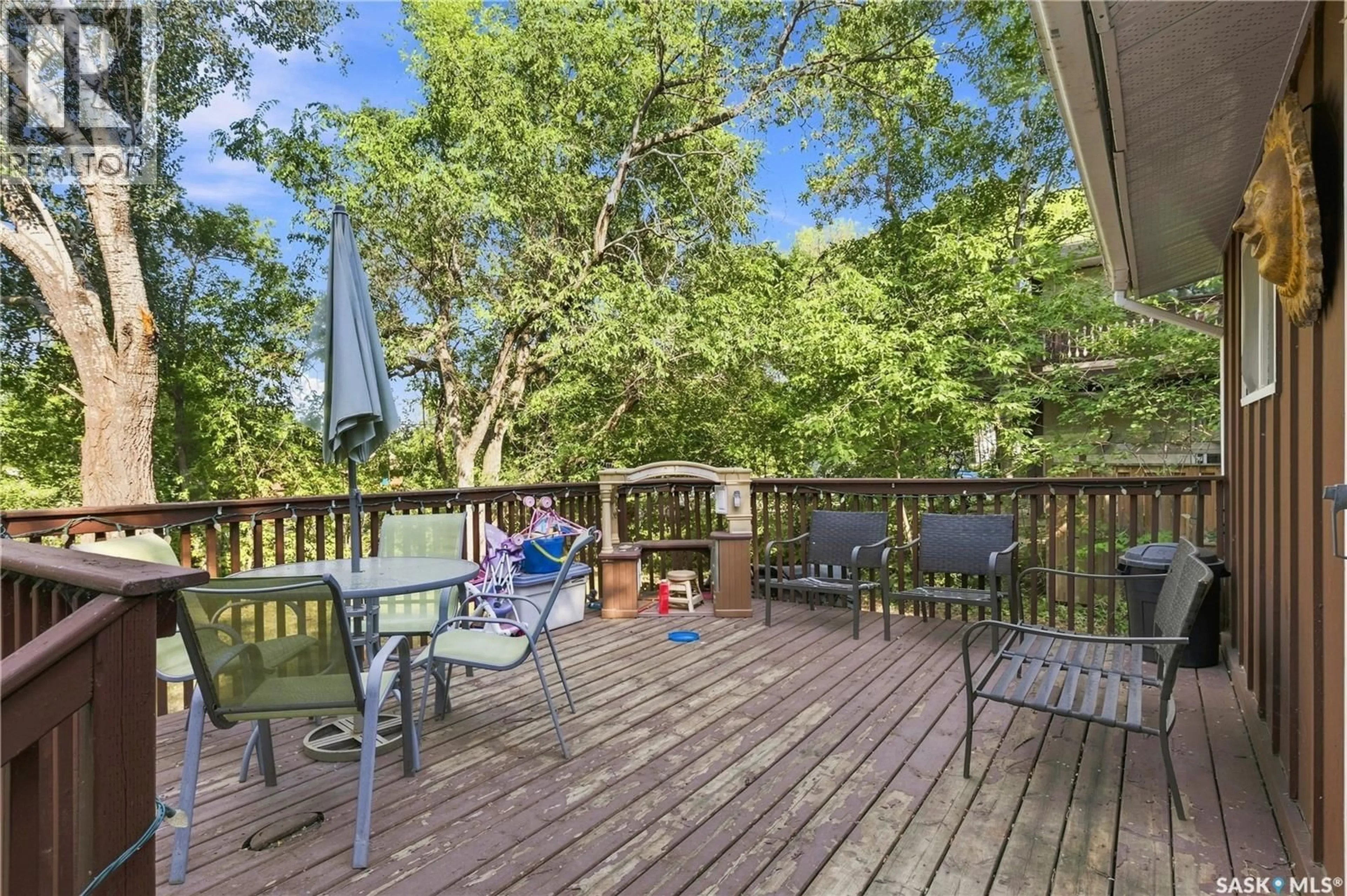 Patio, forest/trees view for 1145 GRAND AVENUE, Buena Vista Saskatchewan S2V1A5
