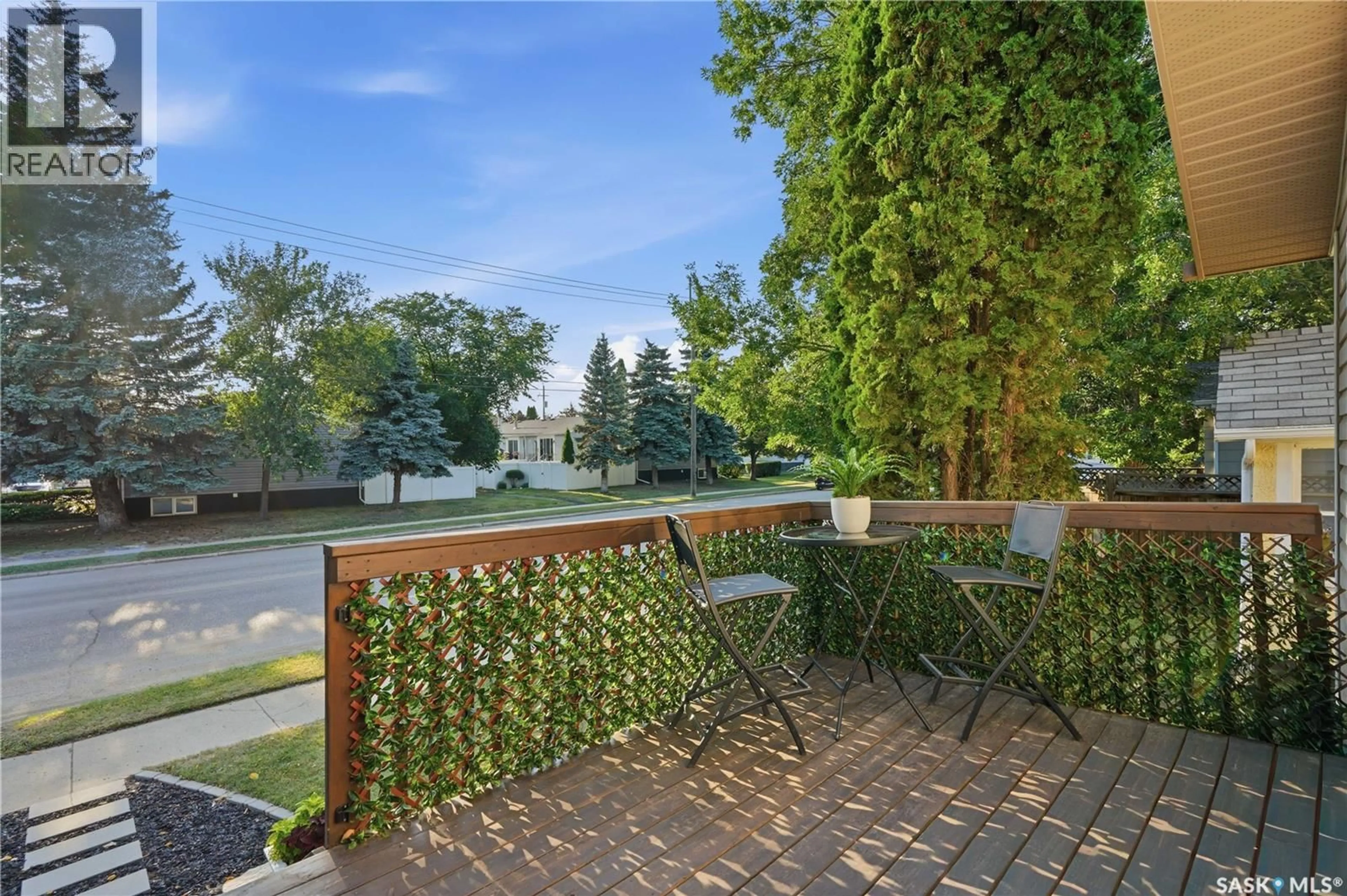 Patio, unknown for 1605 CENTRAL AVENUE, Saskatoon Saskatchewan S7N2T4