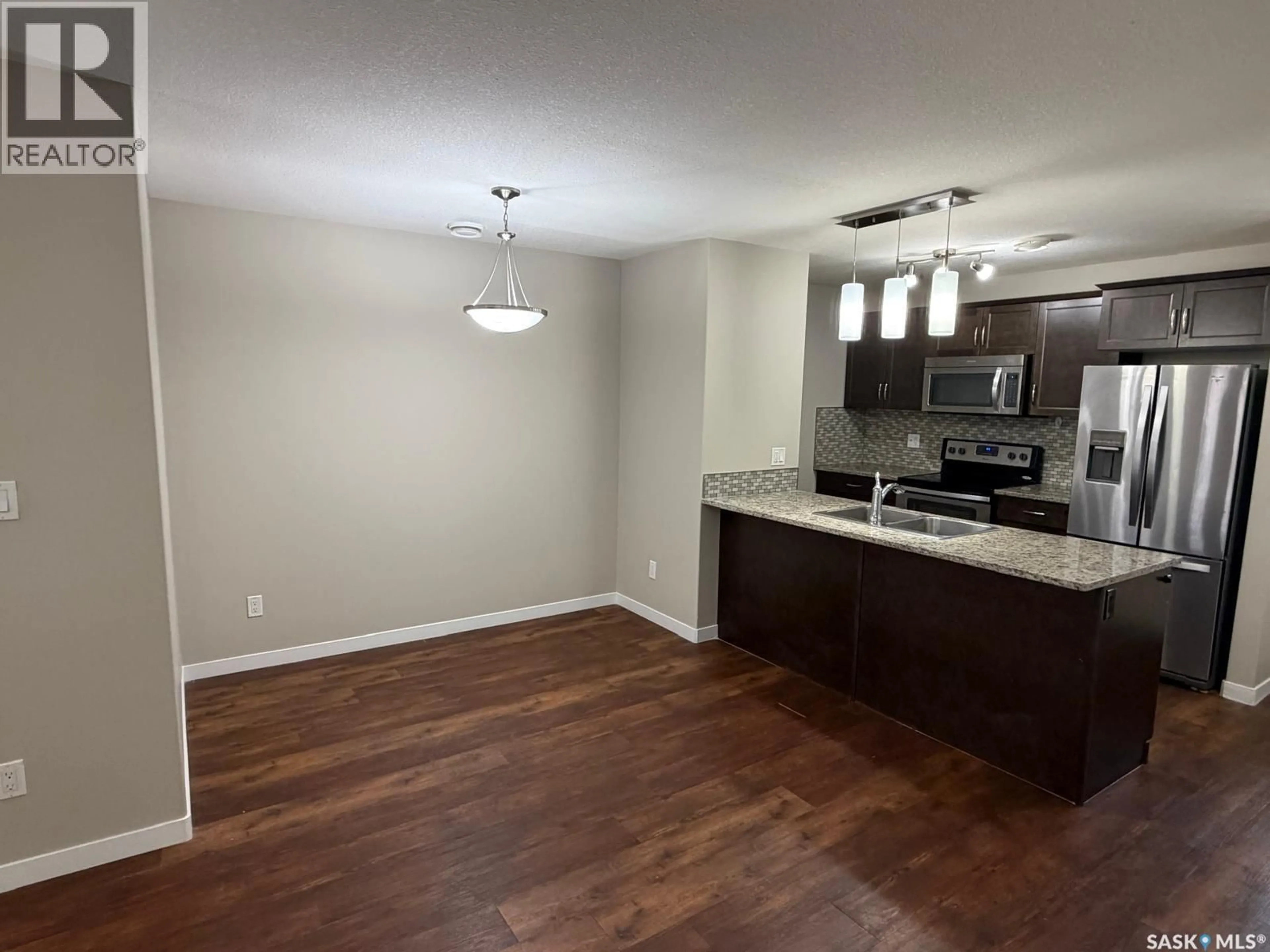 Unknown for 604 - 3440 AVONHURST DRIVE, Regina Saskatchewan S4R2E1