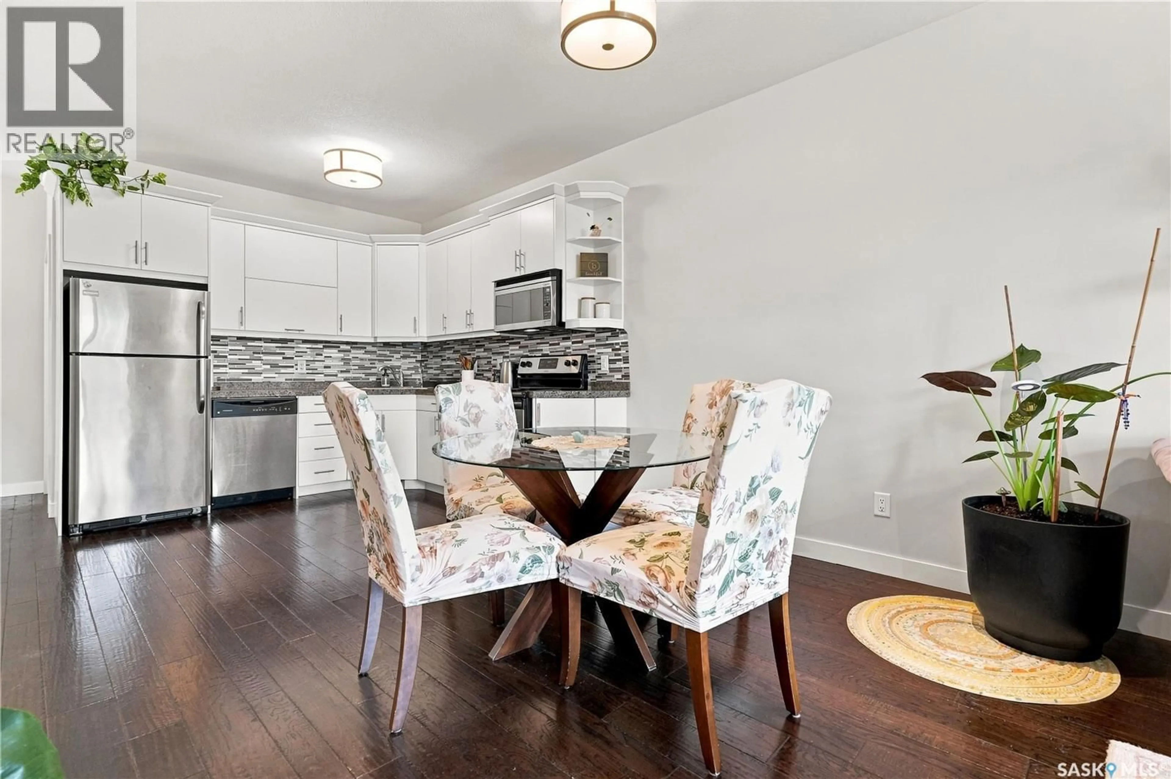 Open concept kitchen, unknown for 3249 GREEN BANK ROAD, Regina Saskatchewan S4V1P4