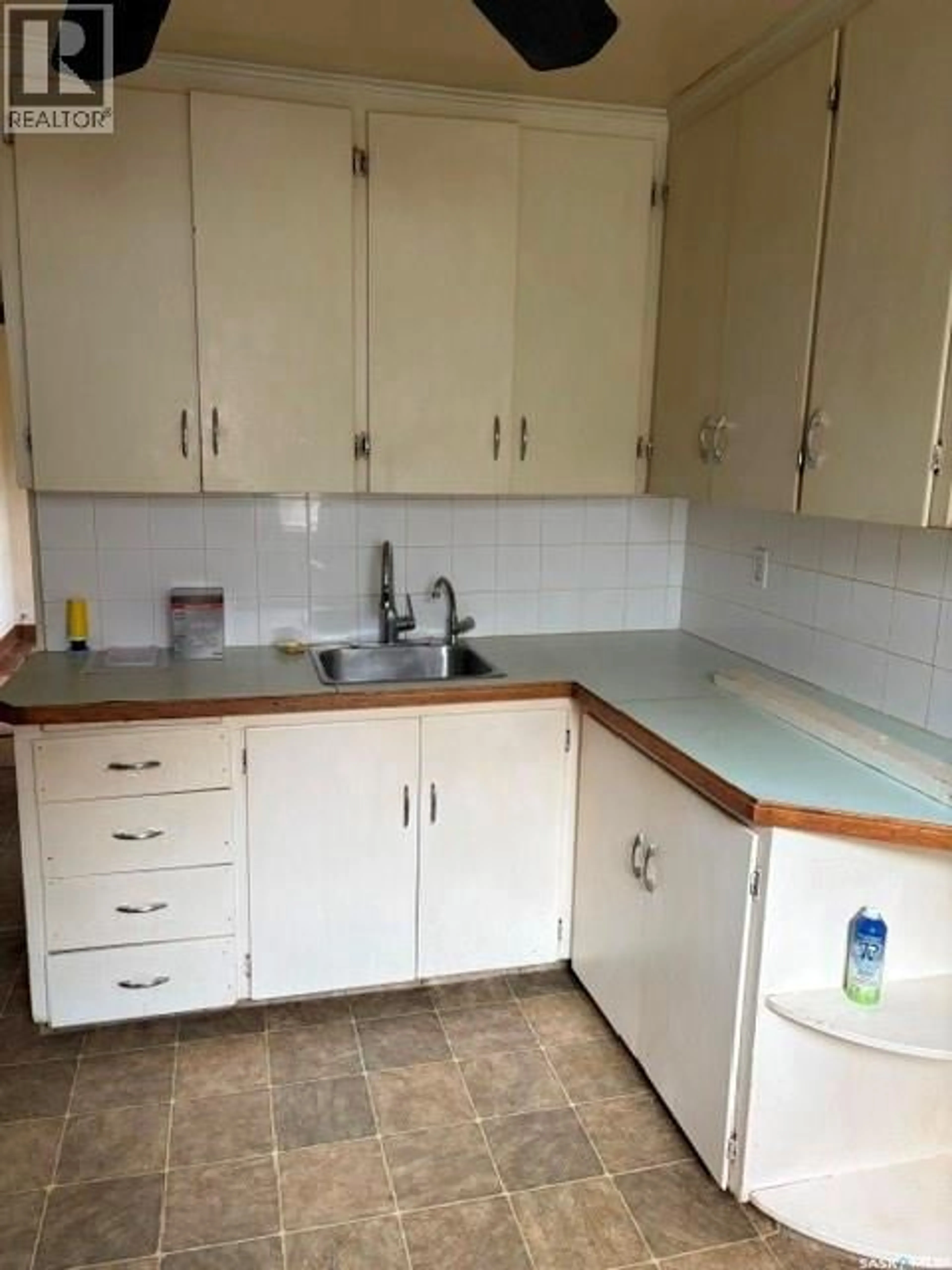 Standard kitchen, unknown for 771 PRINCESS STREET, Regina Saskatchewan S4R5T1