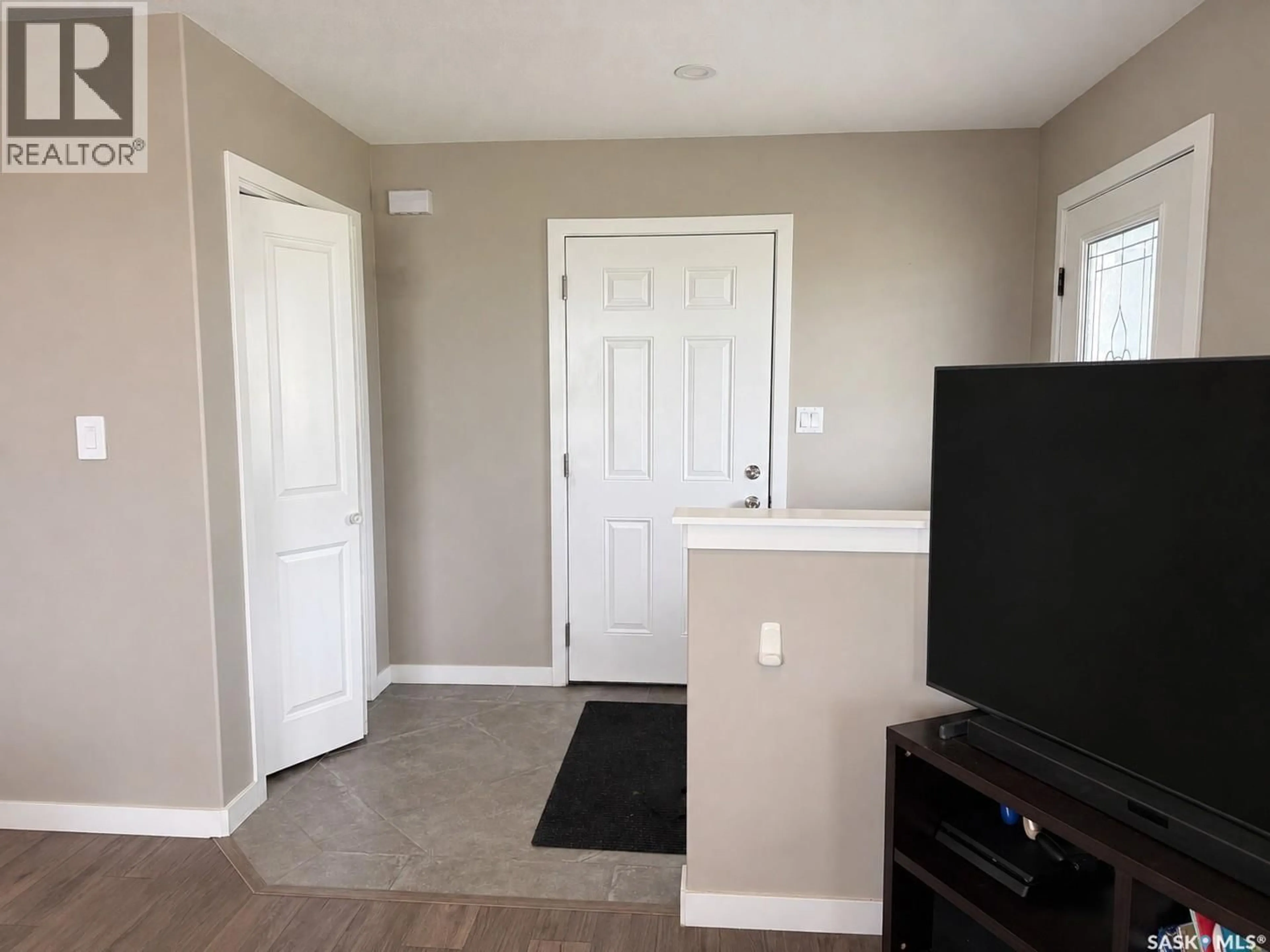 A pic of a room for 203 BROADWAY AVENUE, Broderick Saskatchewan S0H0L0