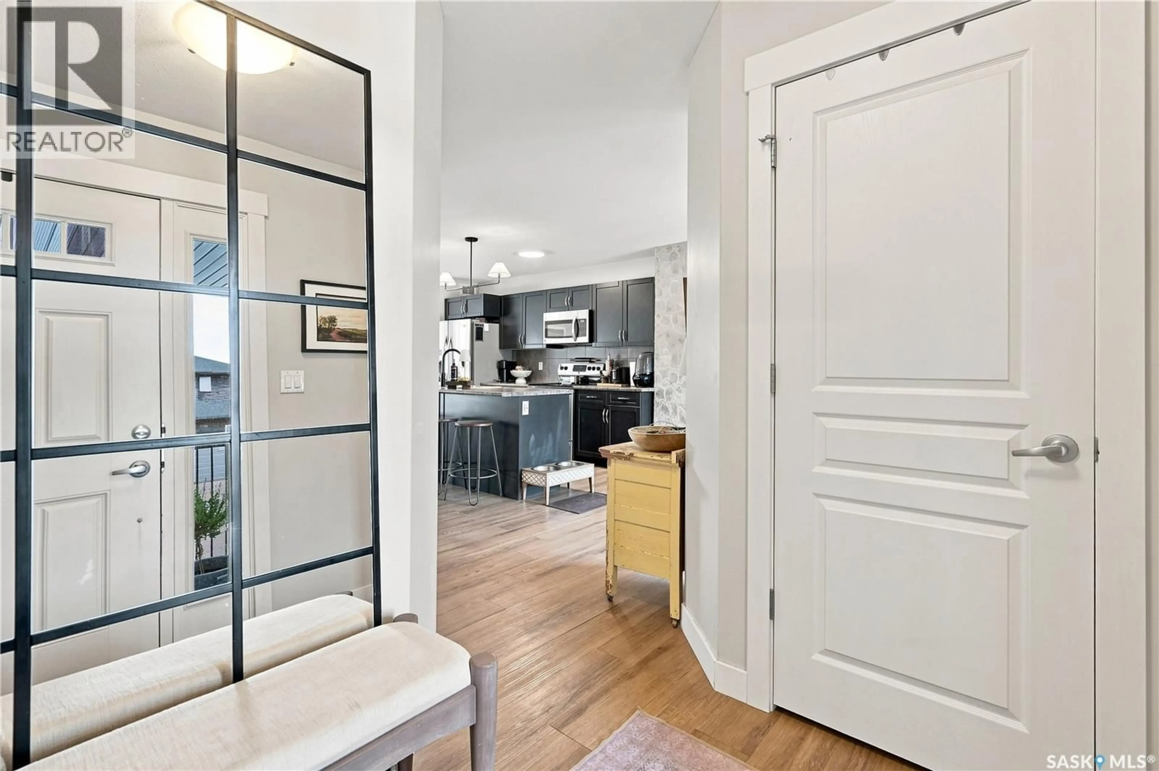 Indoor entryway for E - 4409 GREEN POPLAR LANE, Regina Saskatchewan S4V3H5