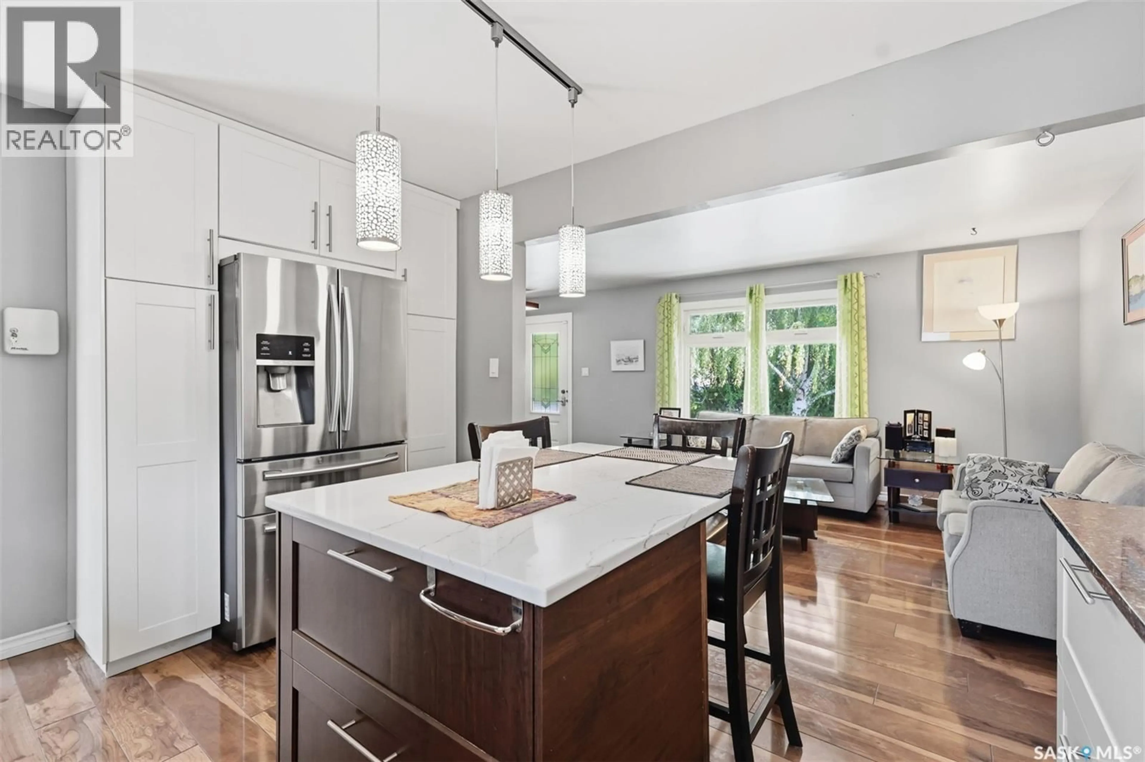 Open concept kitchen, unknown for 131 OTTAWA AVENUE, Saskatoon Saskatchewan S7M3L4