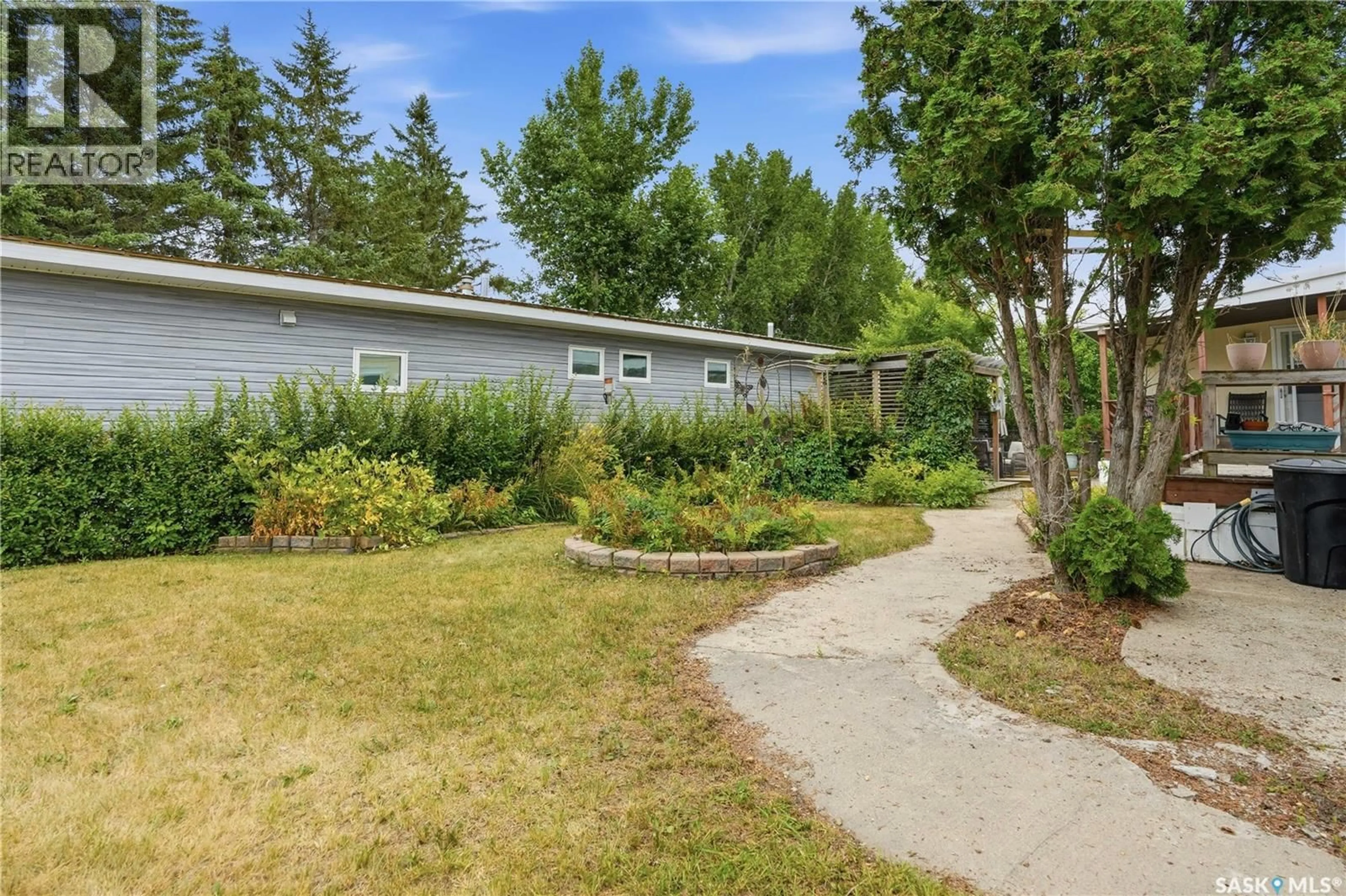 Unknown for 32 CRYSTAL DRIVE, Edenwold Rm No.158 Saskatchewan S4L1B3