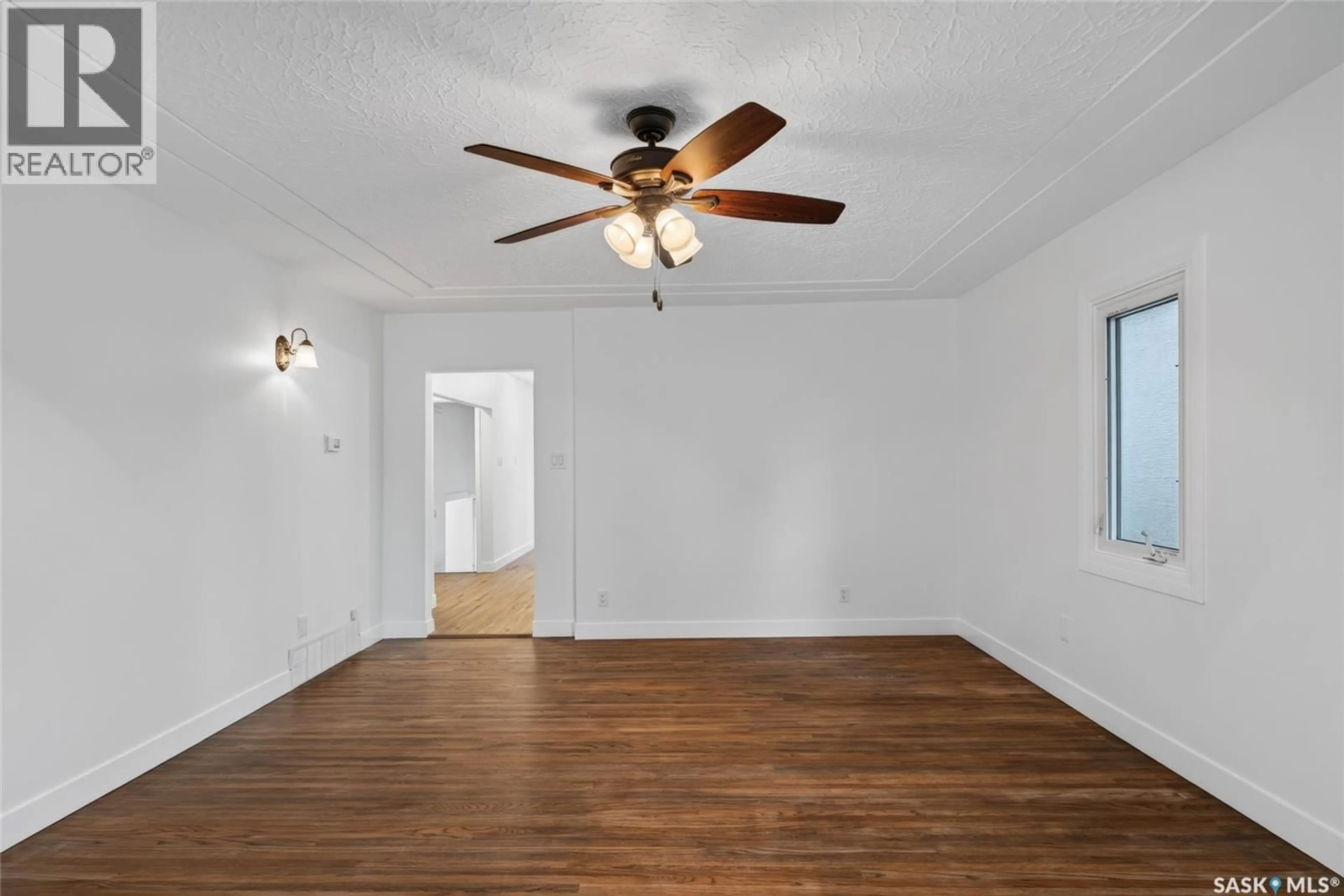 A pic of a room for 2501 KELVIN AVENUE, Saskatoon Saskatchewan S7J0T6