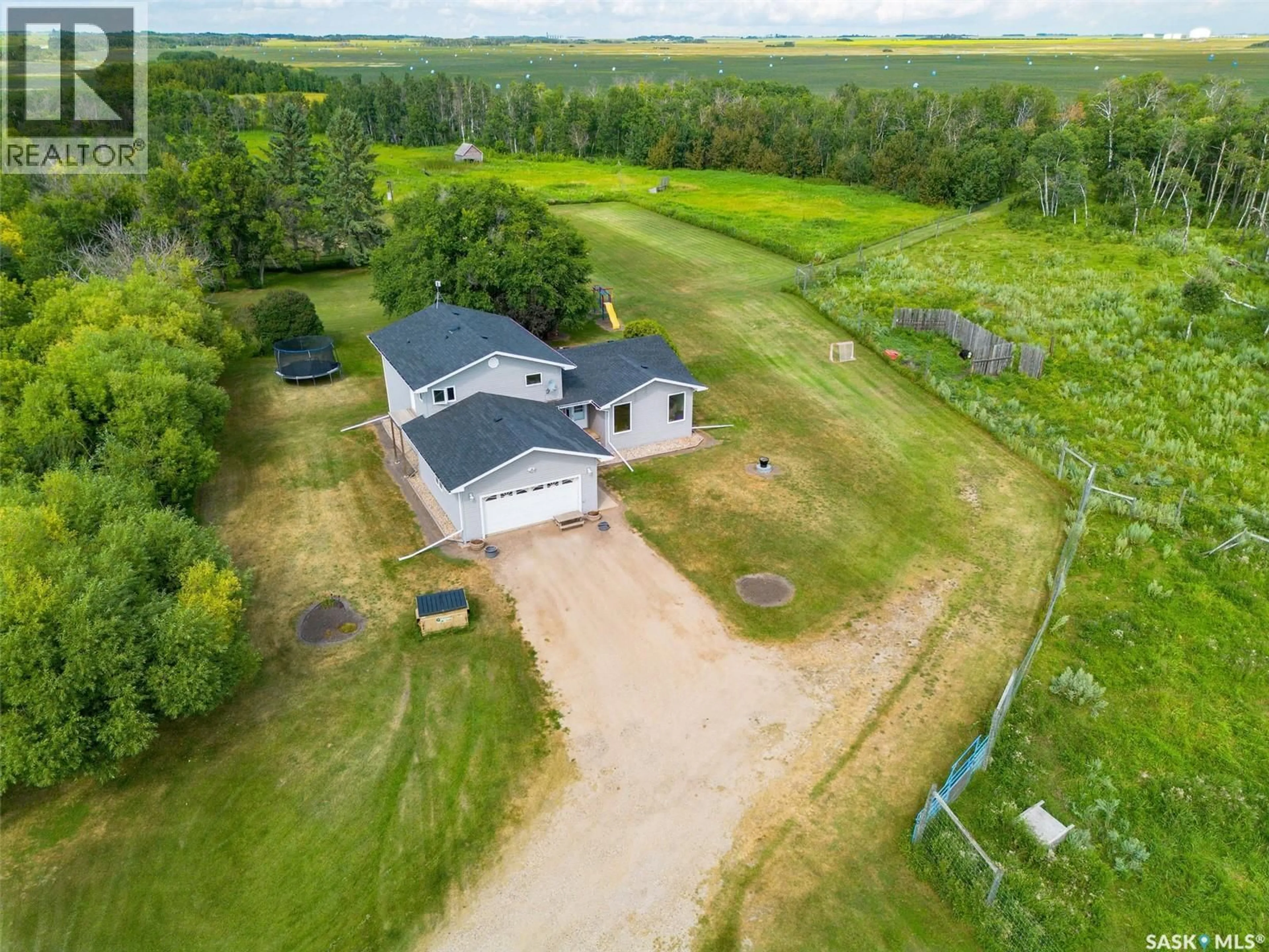 A pic from outside/outdoor area/front of a property/back of a property/a pic from drone, unknown for SEIDLE ACREAGE, Lakeside Rm No. 338 Saskatchewan S0K4V0