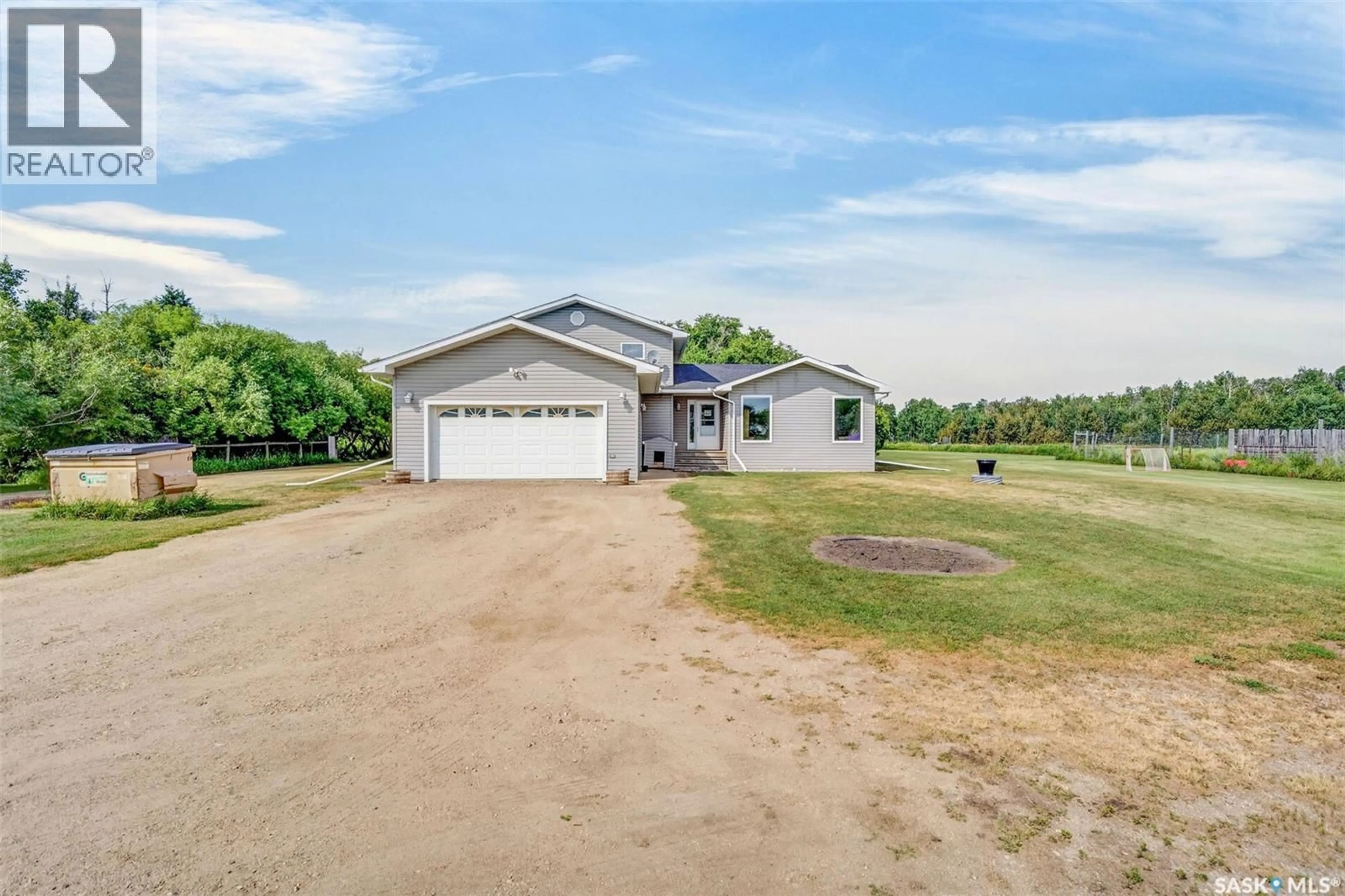 A pic from outside/outdoor area/front of a property/back of a property/a pic from drone, water/lake/river/ocean view for SEIDLE ACREAGE, Lakeside Rm No. 338 Saskatchewan S0K4V0