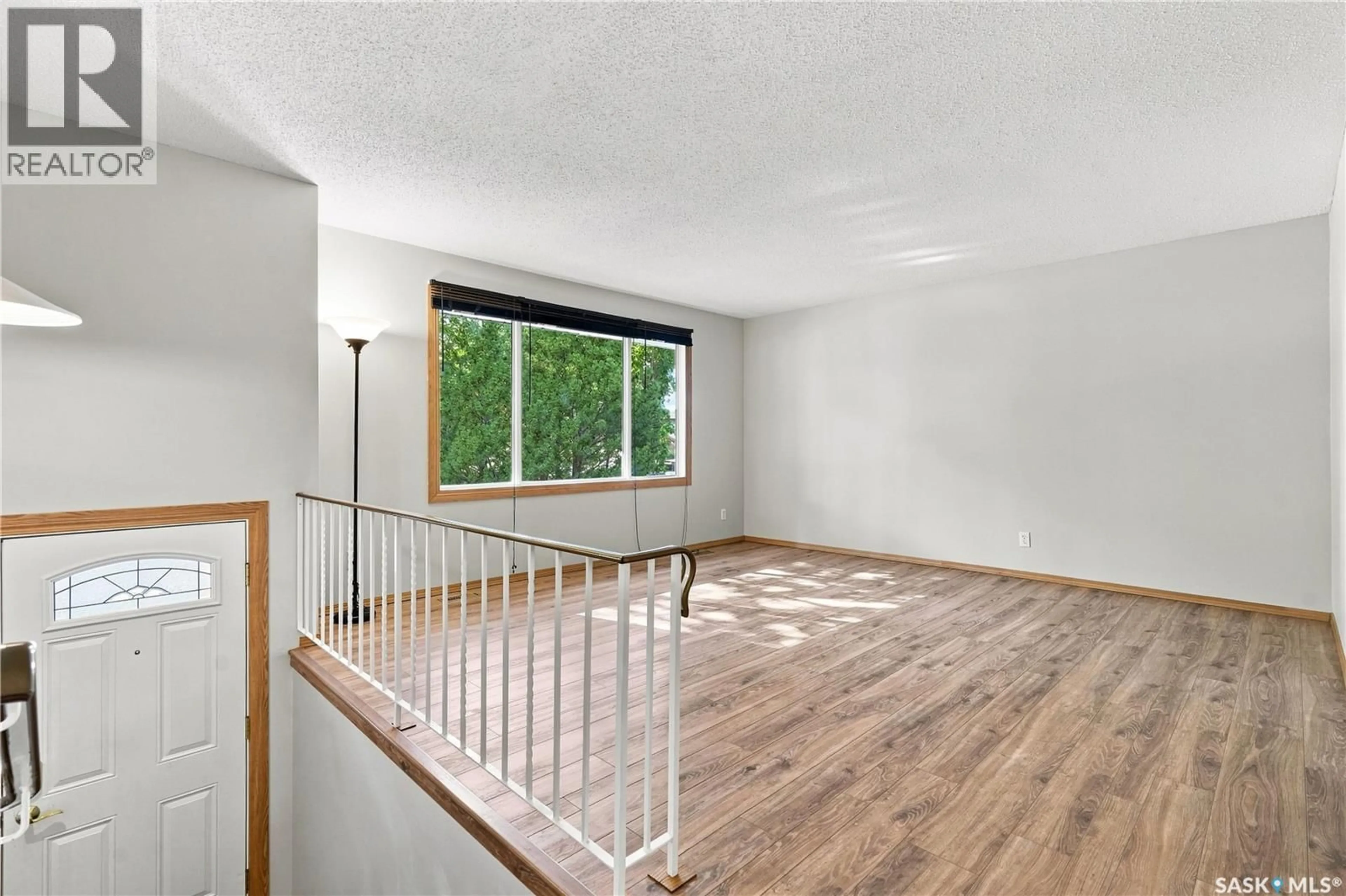 Unknown for 843 MCINTOSH STREET, Regina Saskatchewan S4R6H1