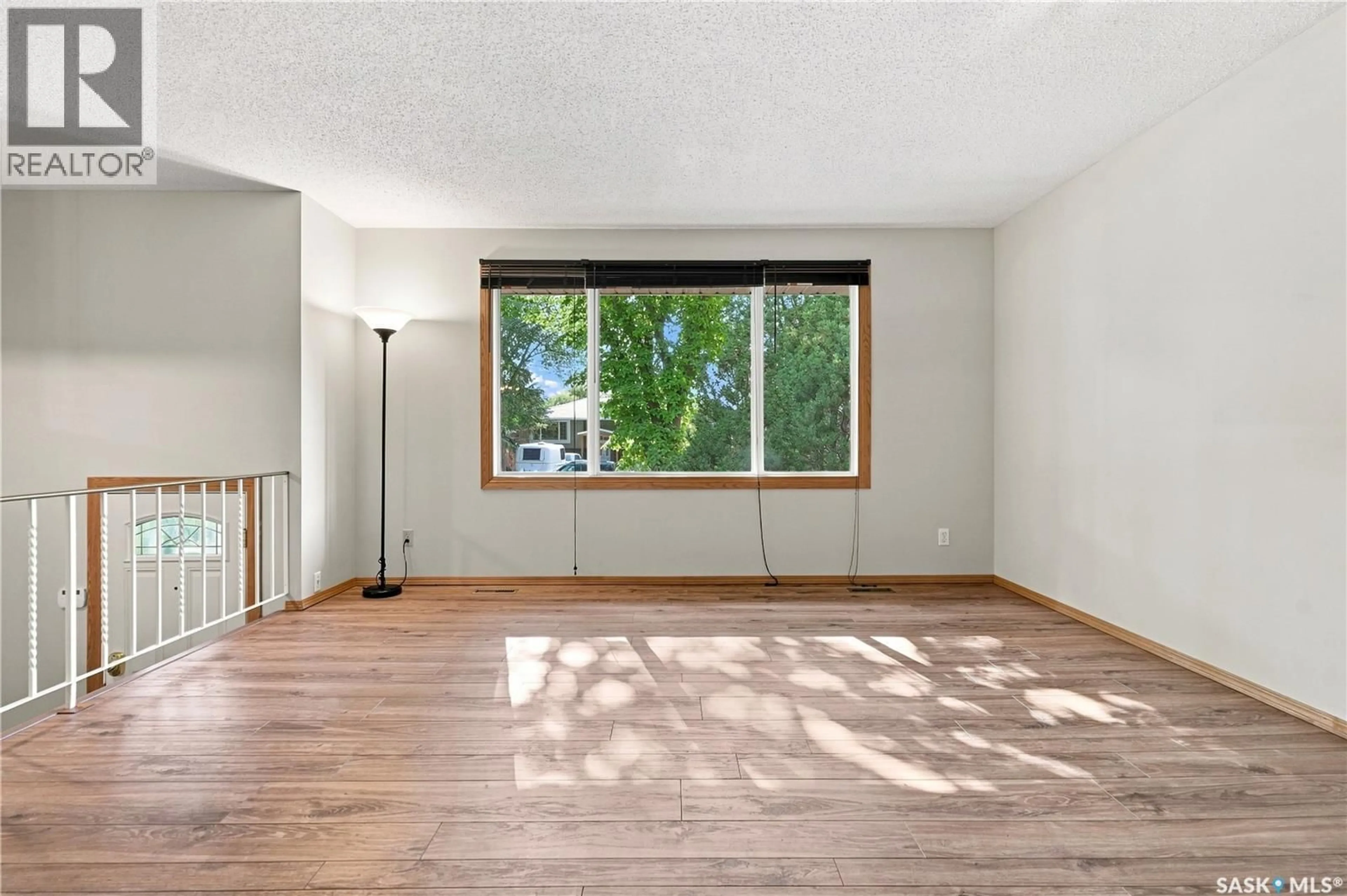 A pic of a room for 843 MCINTOSH STREET, Regina Saskatchewan S4R6H1