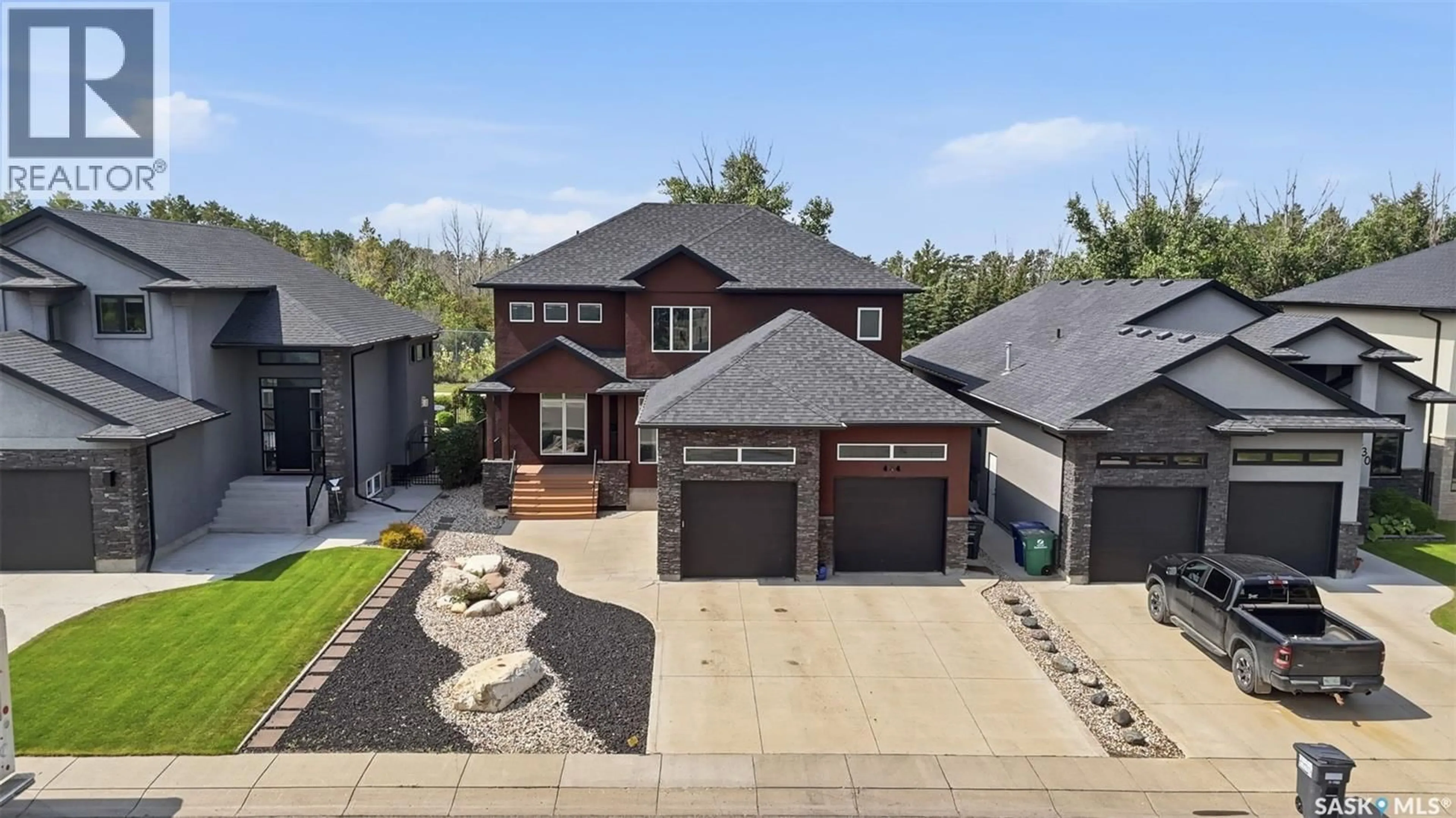 A pic from outside/outdoor area/front of a property/back of a property/a pic from drone, street for 434 ATTON CRESCENT, Saskatoon Saskatchewan S7W0K4