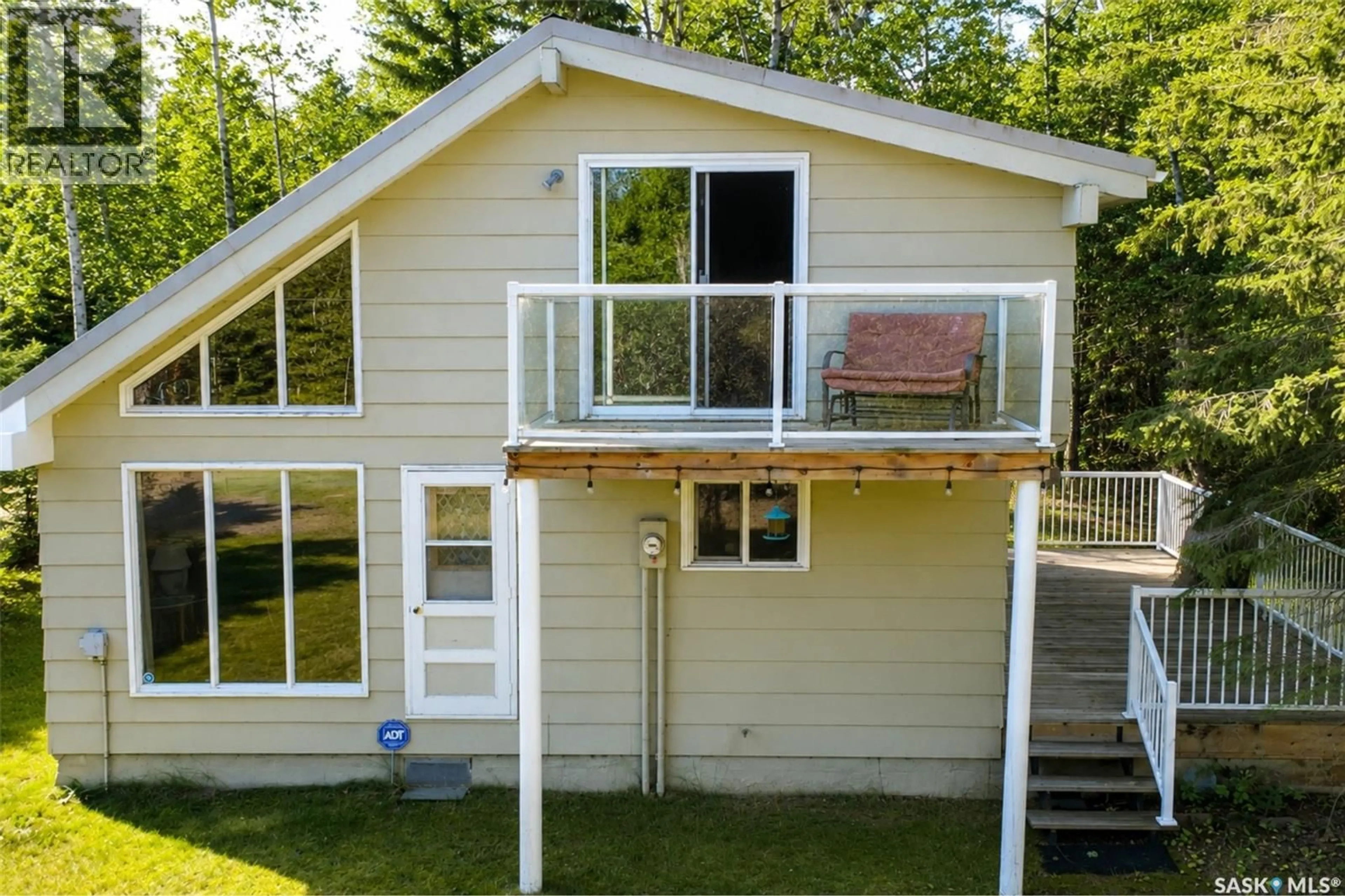 Unknown for 303 CHRISTEL CRESCENT, Lac des Îles Saskatchewan S0M1A0