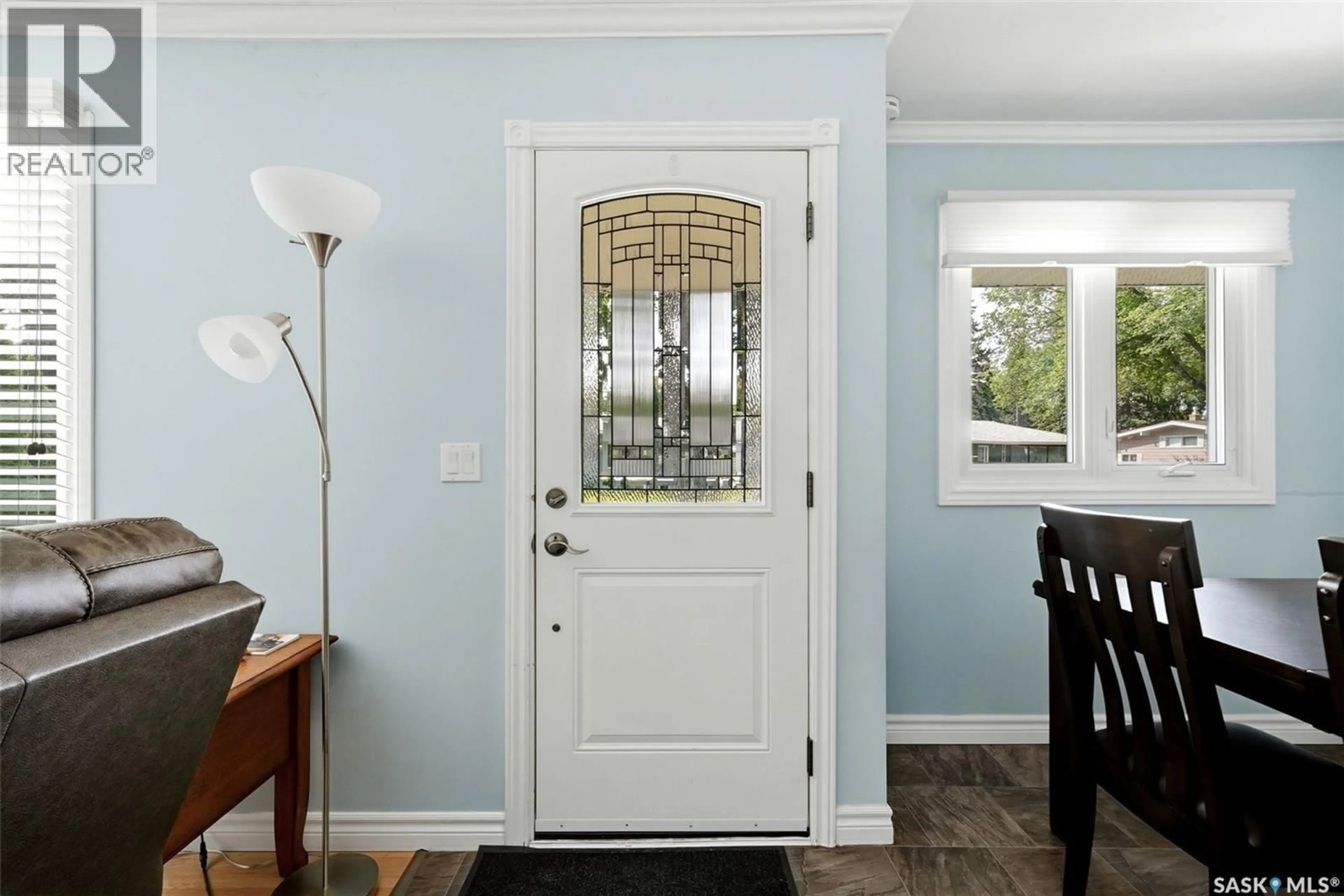 Indoor entryway for 60 GARDINER AVENUE, Regina Saskatchewan S4S4P6