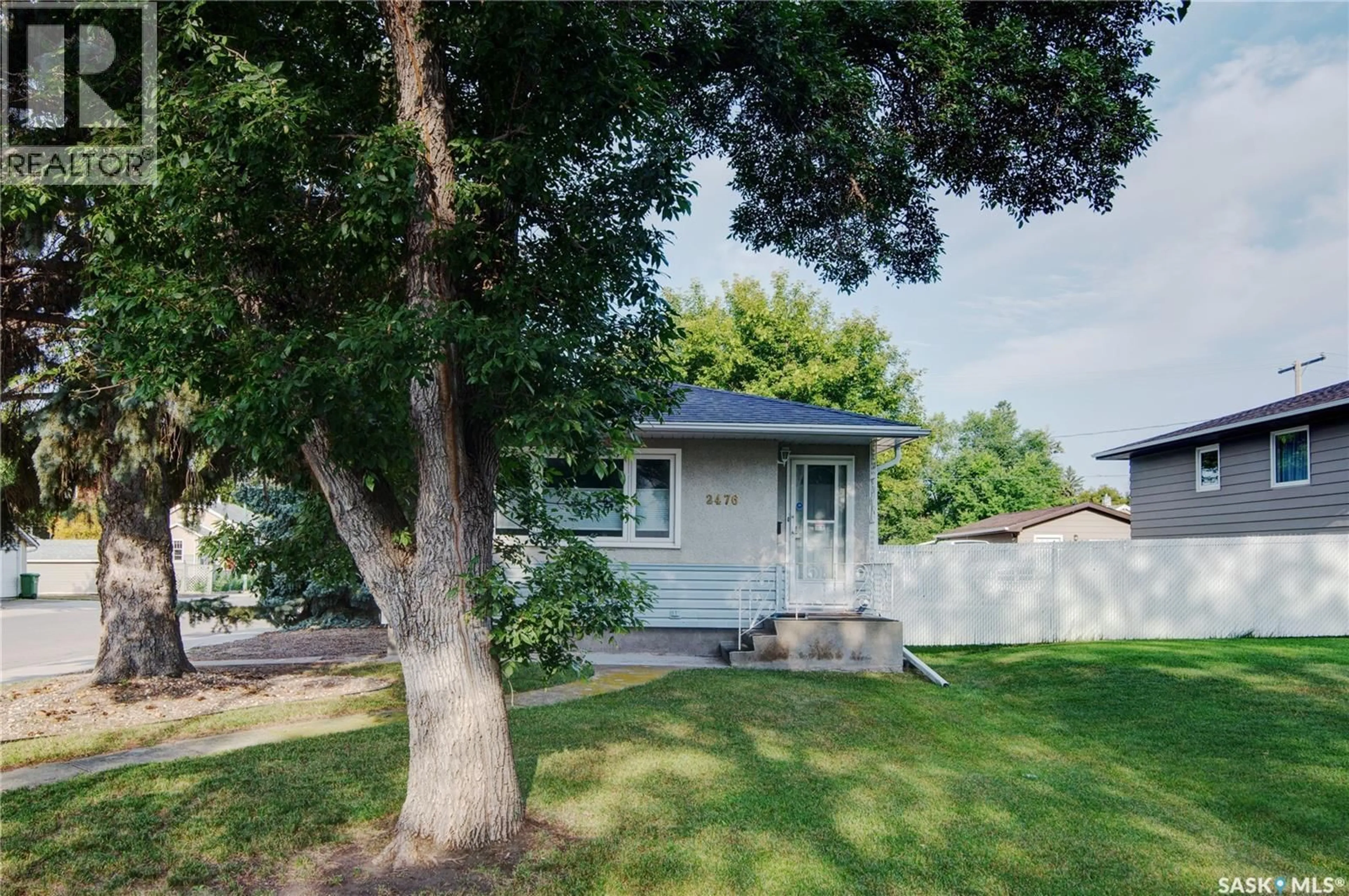 Unknown for 2476 MCARA STREET, Regina Saskatchewan S4N2W5