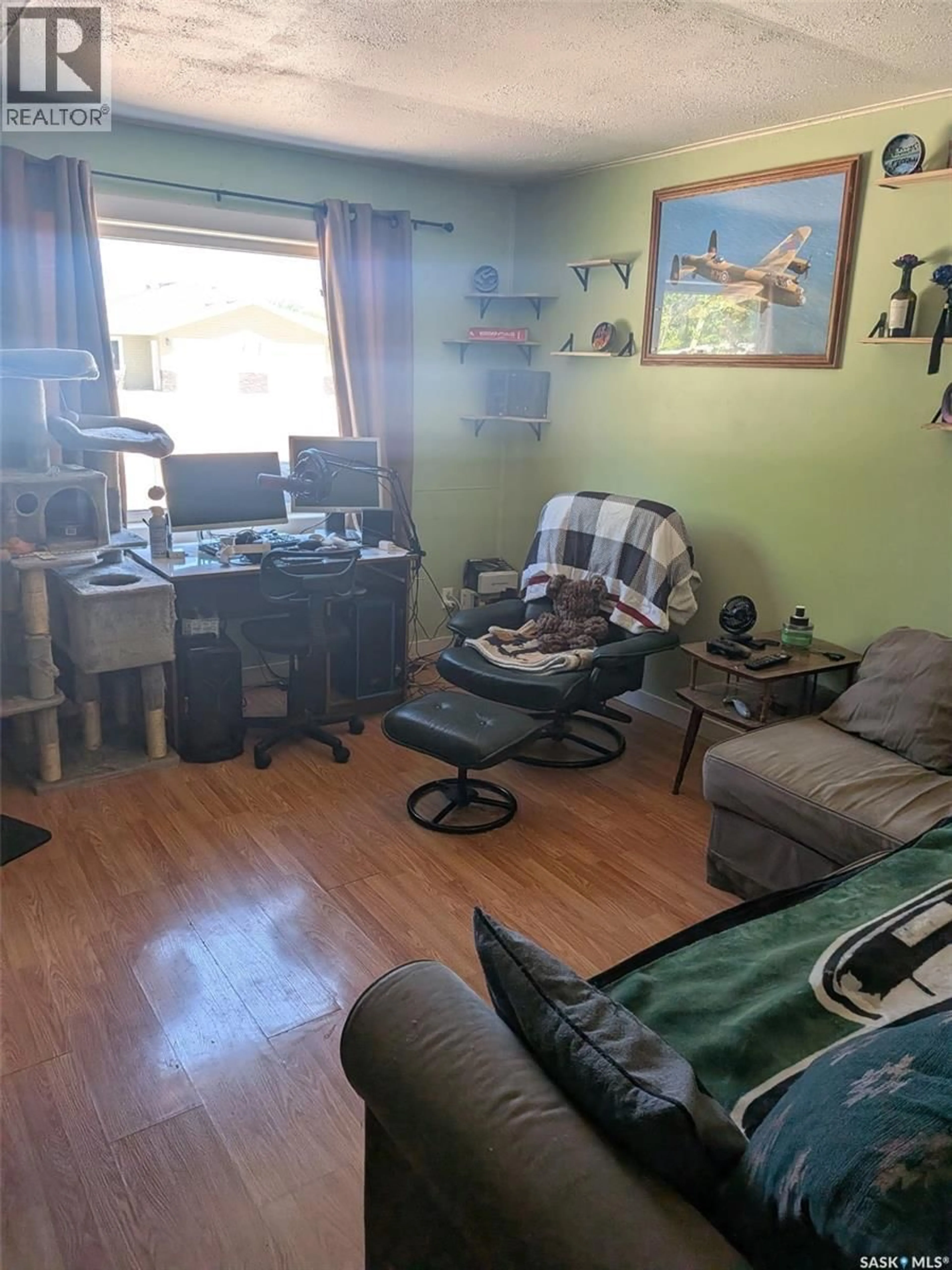 A pic of a room for 714 101ST AVENUE, Tisdale Saskatchewan S0E1T0