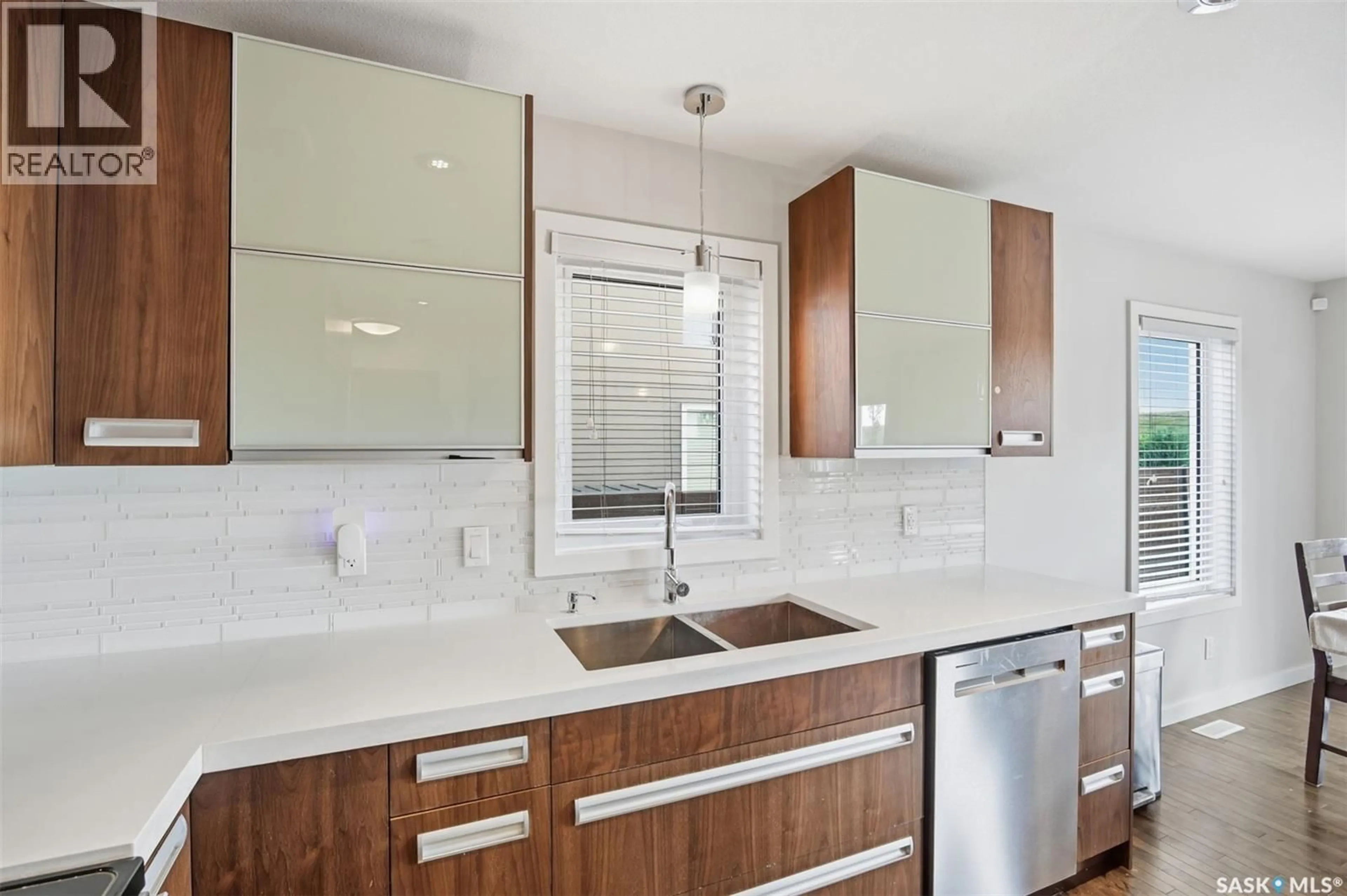 Unknown for 422 PICHLER CRESCENT, Saskatoon Saskatchewan S7V0G3