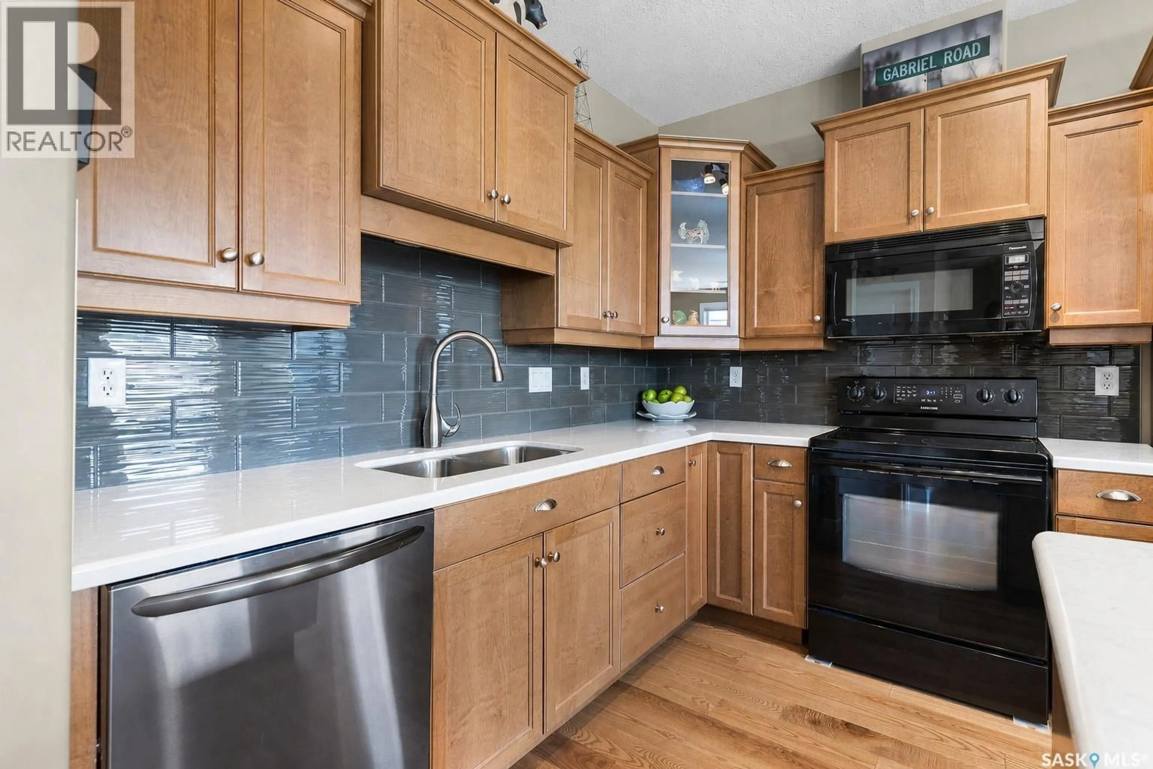 Unknown for 303 - 401 CARTWRIGHT STREET, Saskatoon Saskatchewan S7T0B3