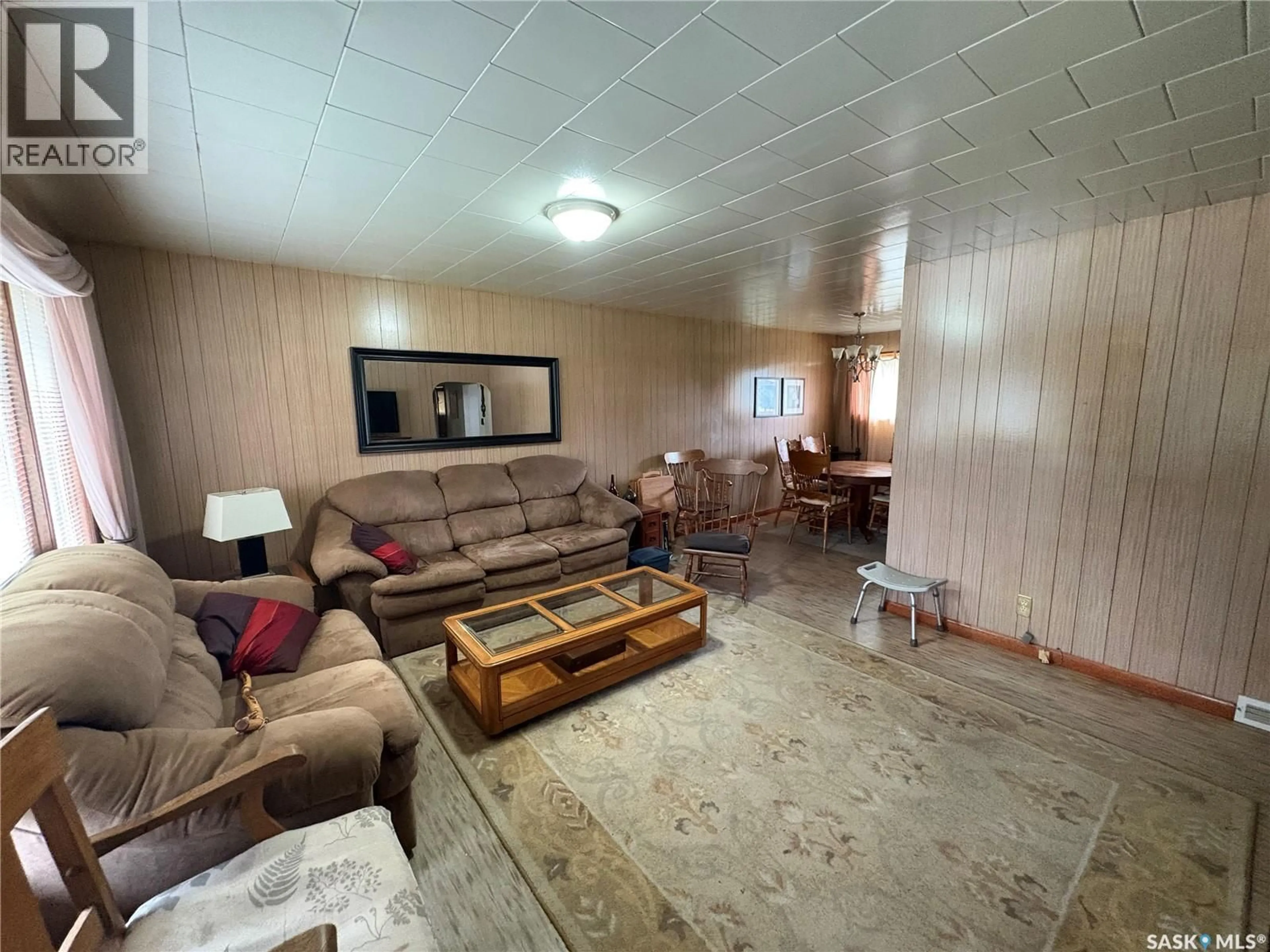 A pic of a room for 415 SASKATCHEWAN AVENUE, Foam Lake Saskatchewan S0A1A0