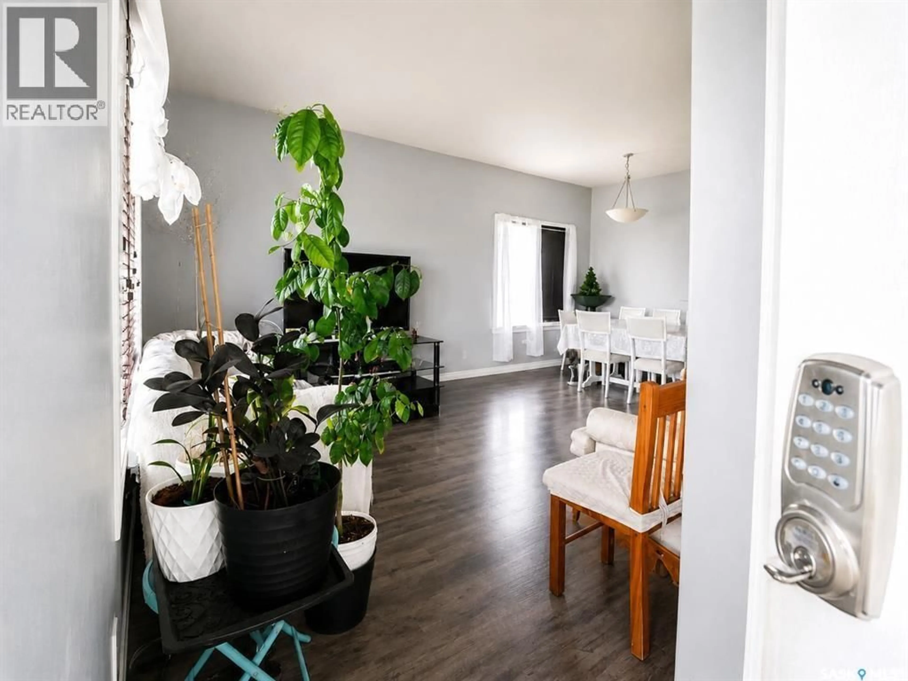 Unknown for 4801 JAMES HILL ROAD, Regina Saskatchewan S4W0C6
