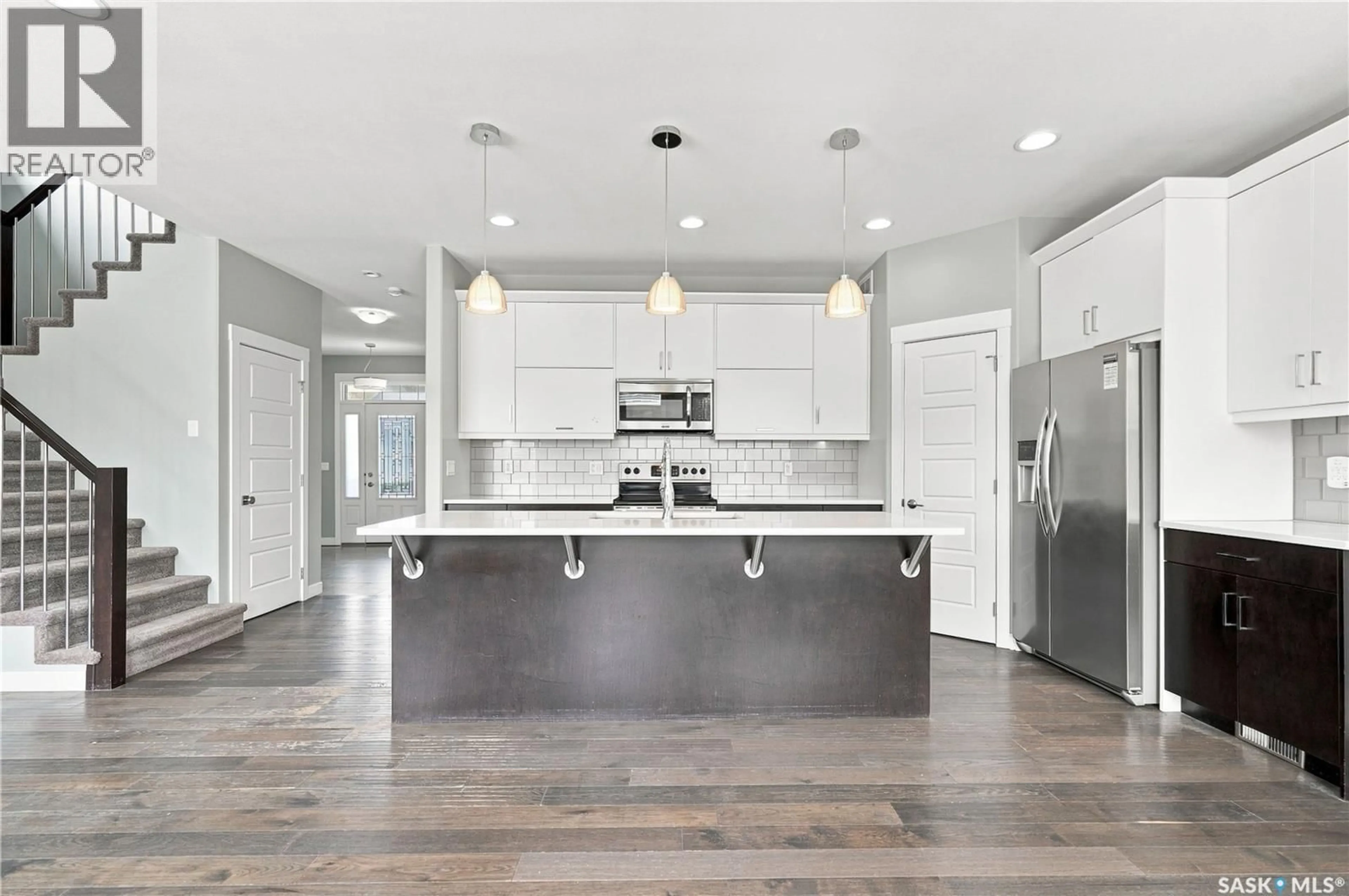 Open concept kitchen, unknown for 604 SILVER BIRCH LANE, Warman Saskatchewan S0K4S2