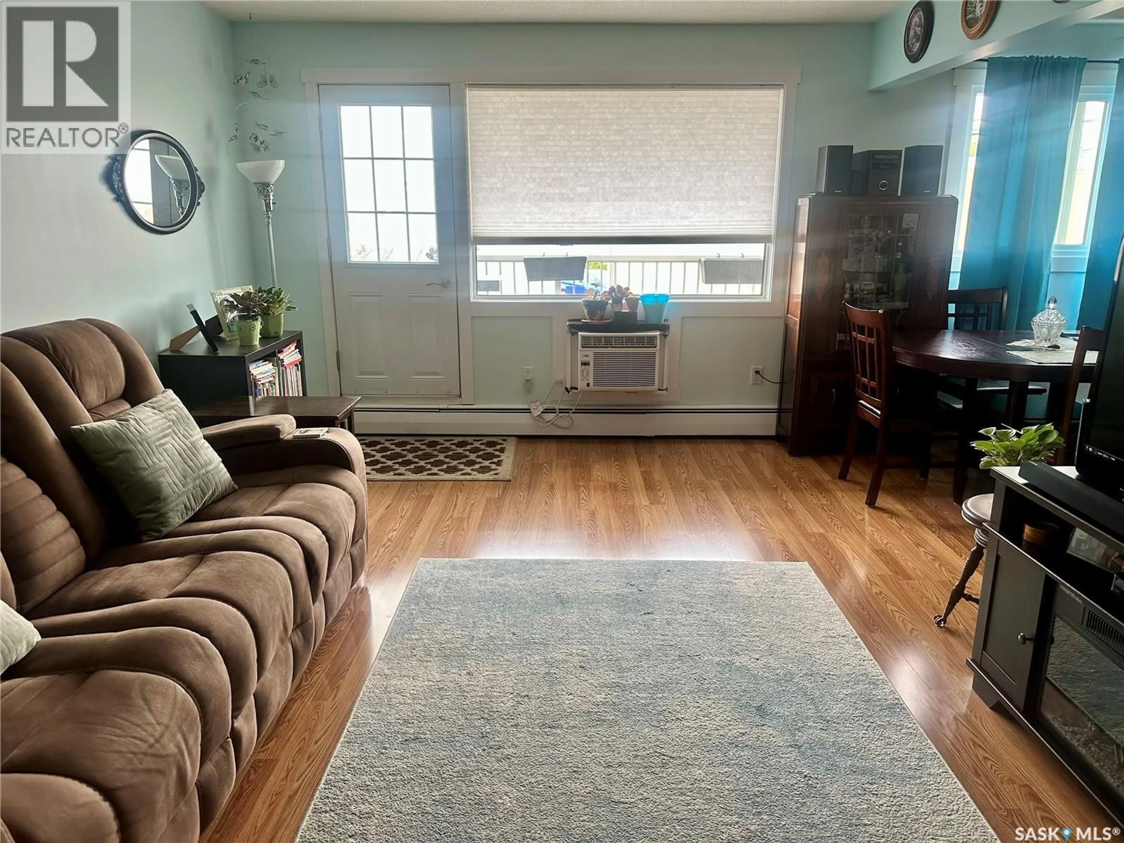 Living room with furniture, unknown for 11 365 ANGUS STREET, Regina Saskatchewan S4R3K7