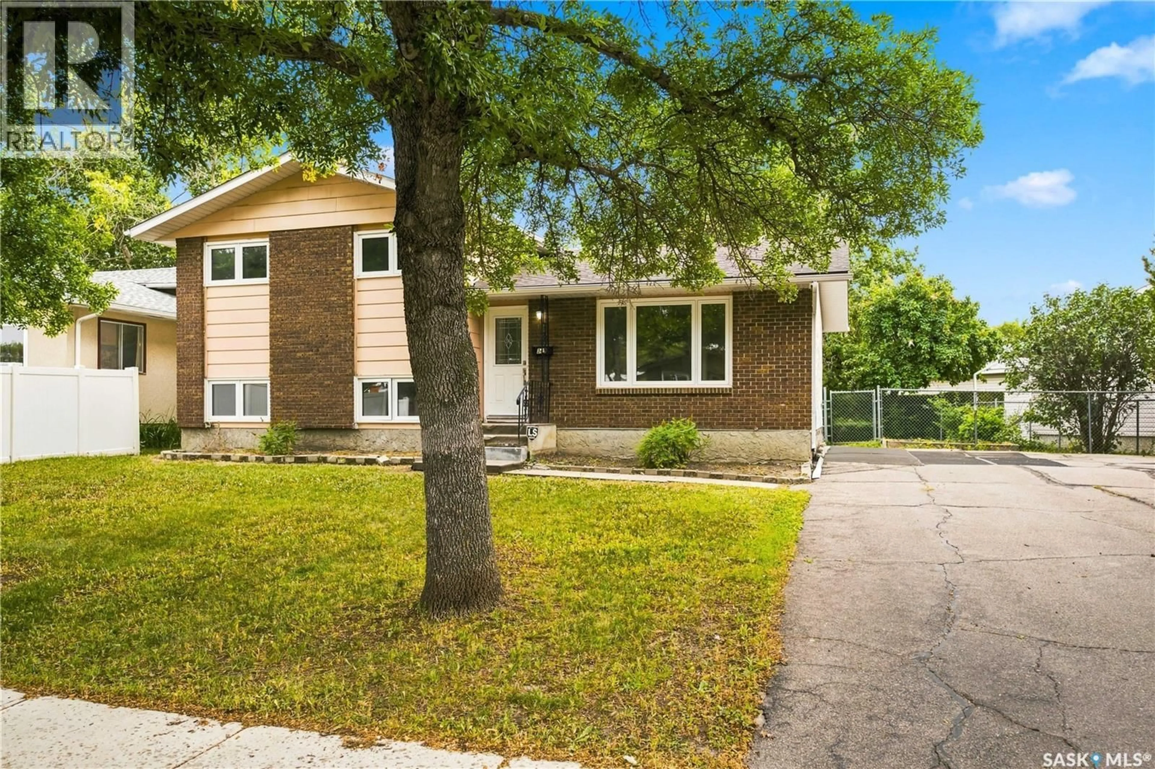 Home with brick exterior material, street for 347 TRUDELLE CRESCENT, Regina Saskatchewan S4T6X1