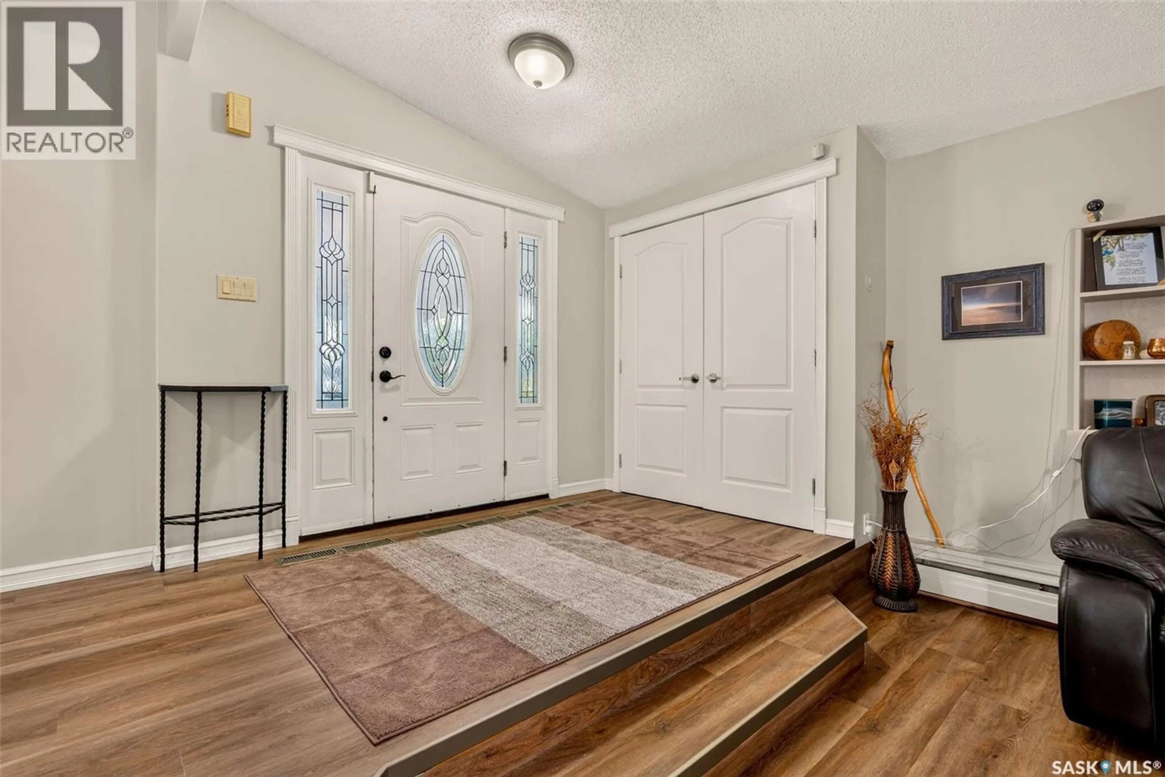 Indoor entryway for 1131 6TH STREET, Prince Albert Saskatchewan S6V0P8