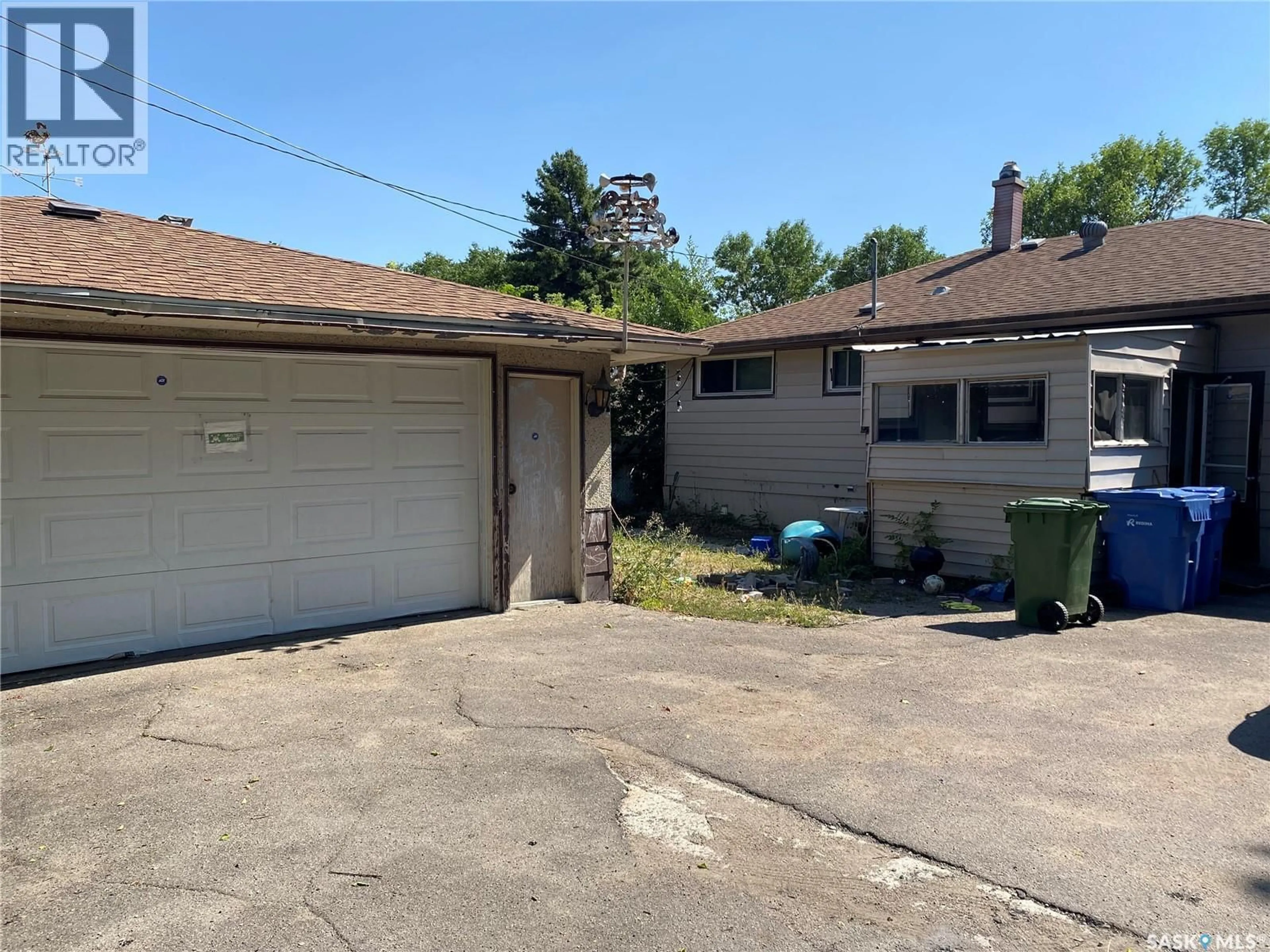 A pic from outside/outdoor area/front of a property/back of a property/a pic from drone, street for 4118 SHERWOOD DRIVE, Regina Saskatchewan S4R4B1
