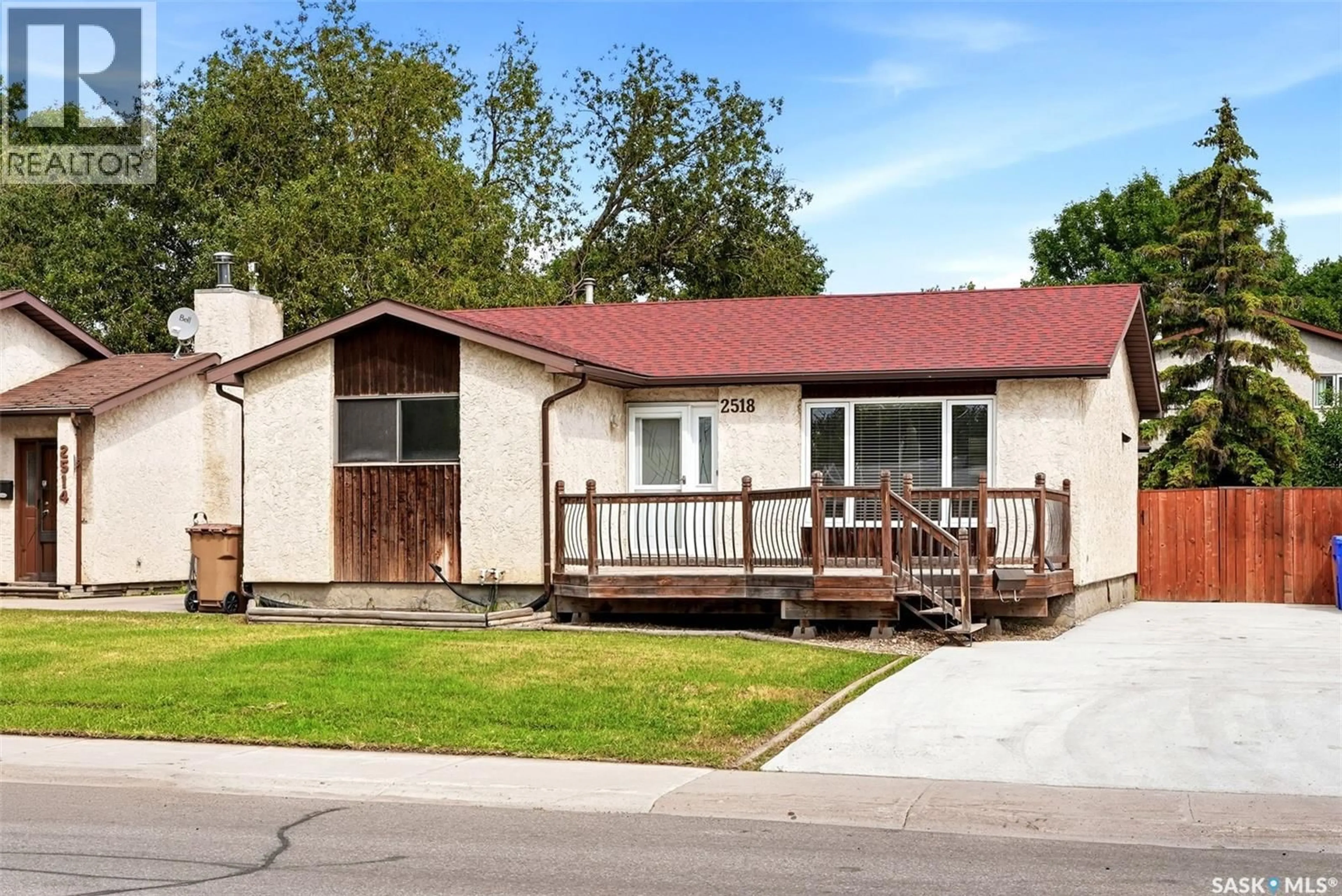 Home with vinyl exterior material, street for 2518 7TH AVENUE, Regina Saskatchewan S4N5T4