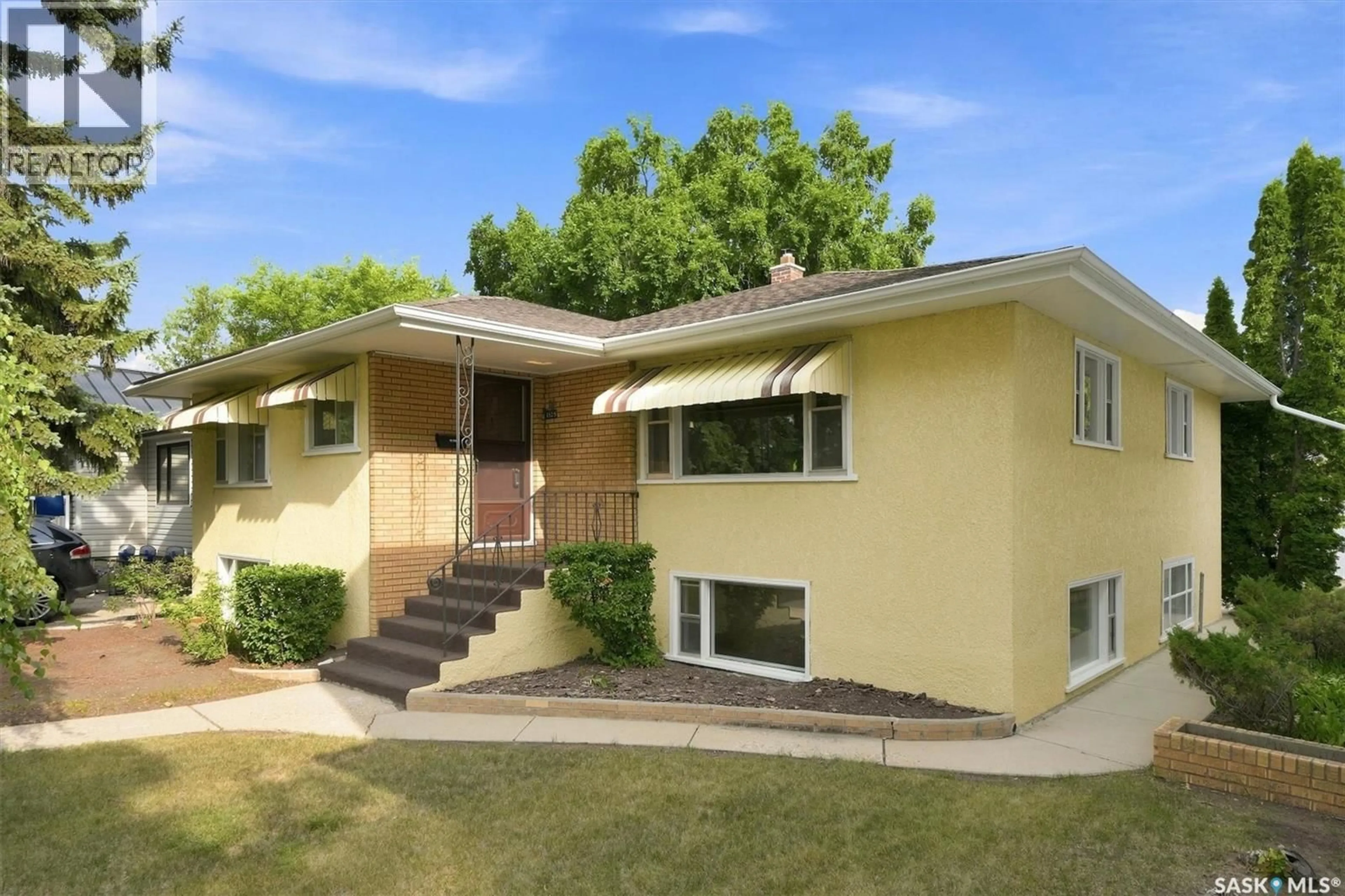 Home with vinyl exterior material, street for 1325 TEMPERANCE STREET, Saskatoon Saskatchewan S7N0P4