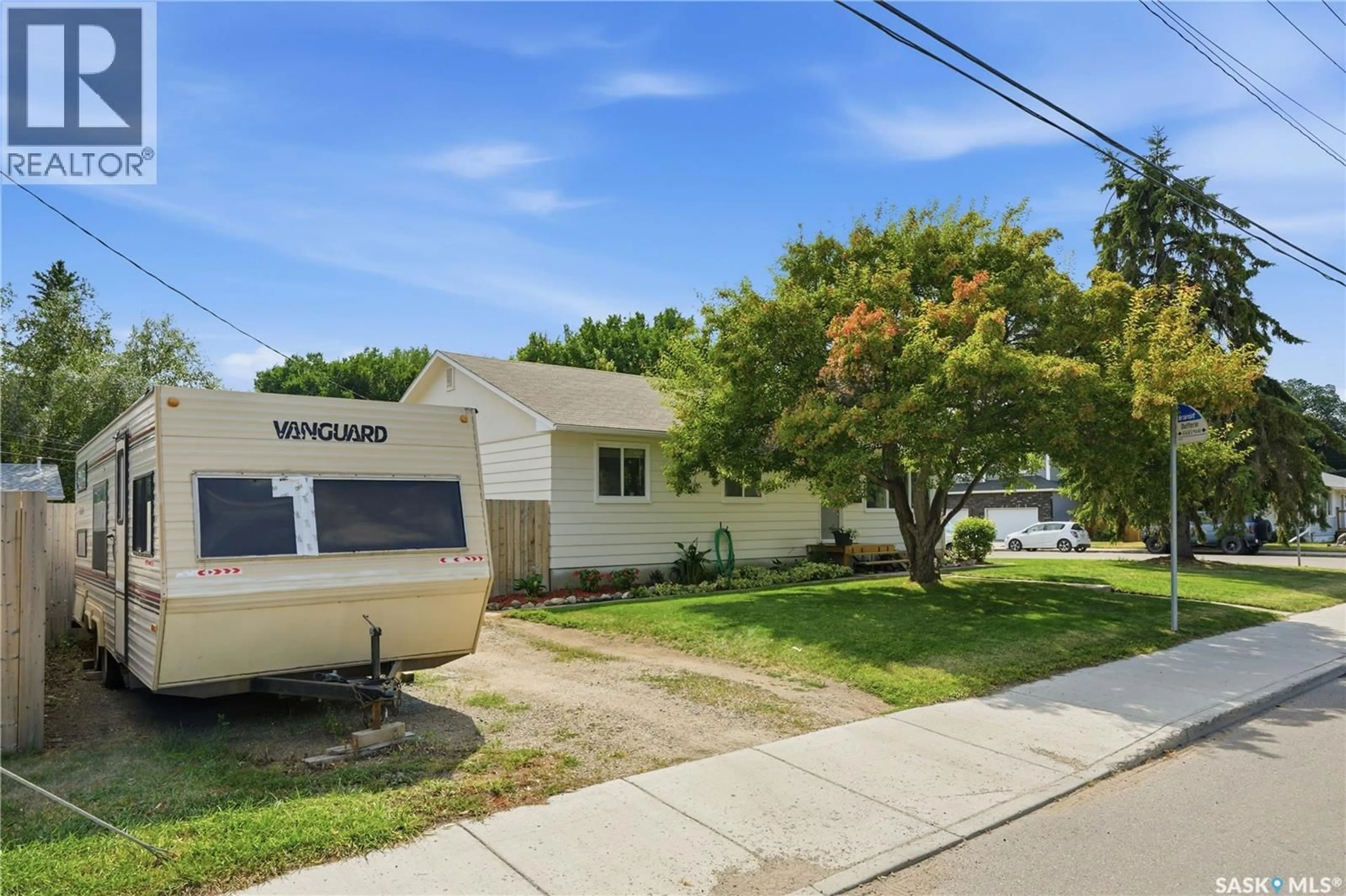 Unknown for 2401 DUFFERIN AVENUE, Saskatoon Saskatchewan S7J1C3