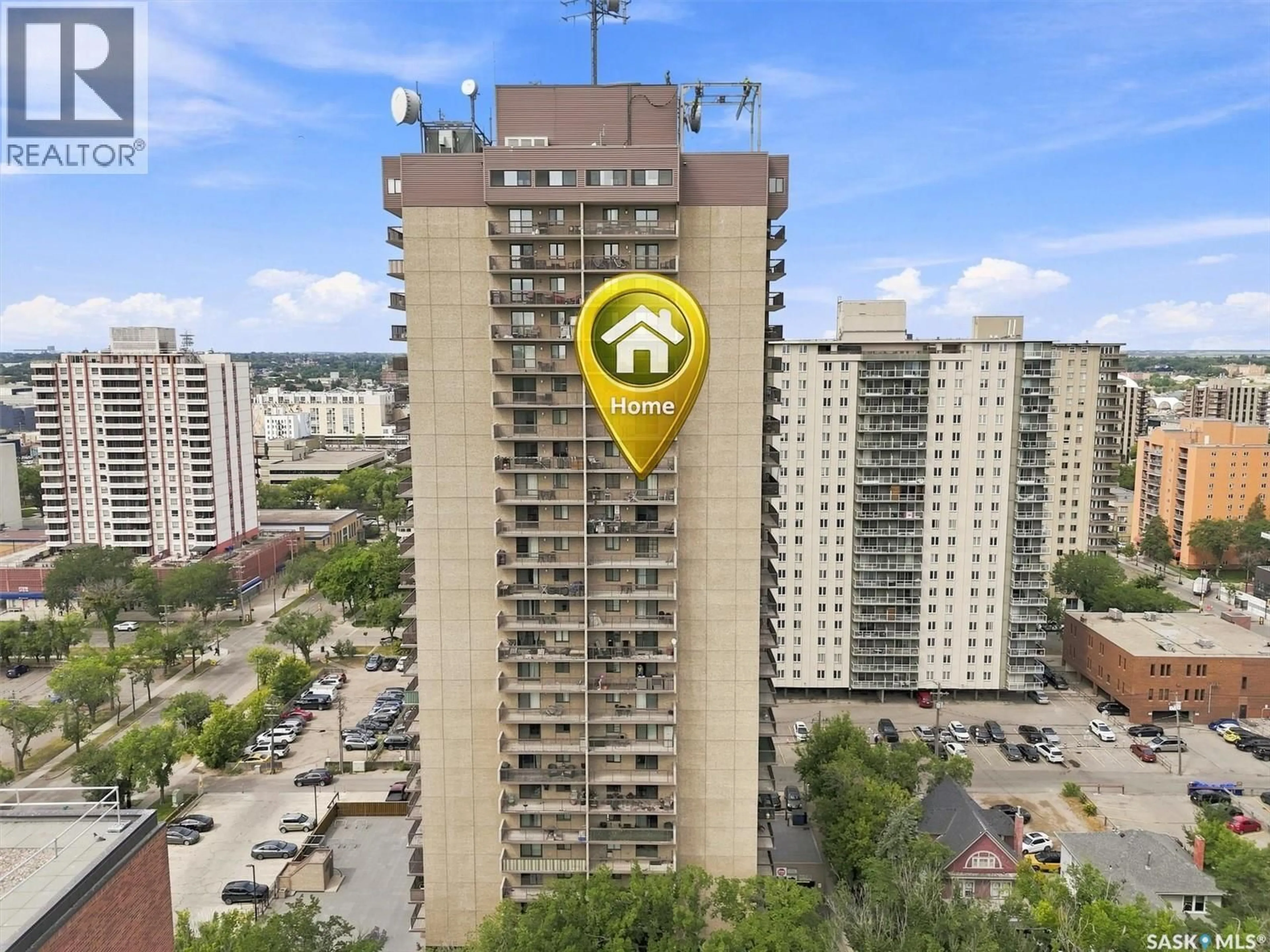 A pic from outside/outdoor area/front of a property/back of a property/a pic from drone, city buildings view from balcony for 1804 311 6TH AVENUE, Saskatoon Saskatchewan S7K7A9