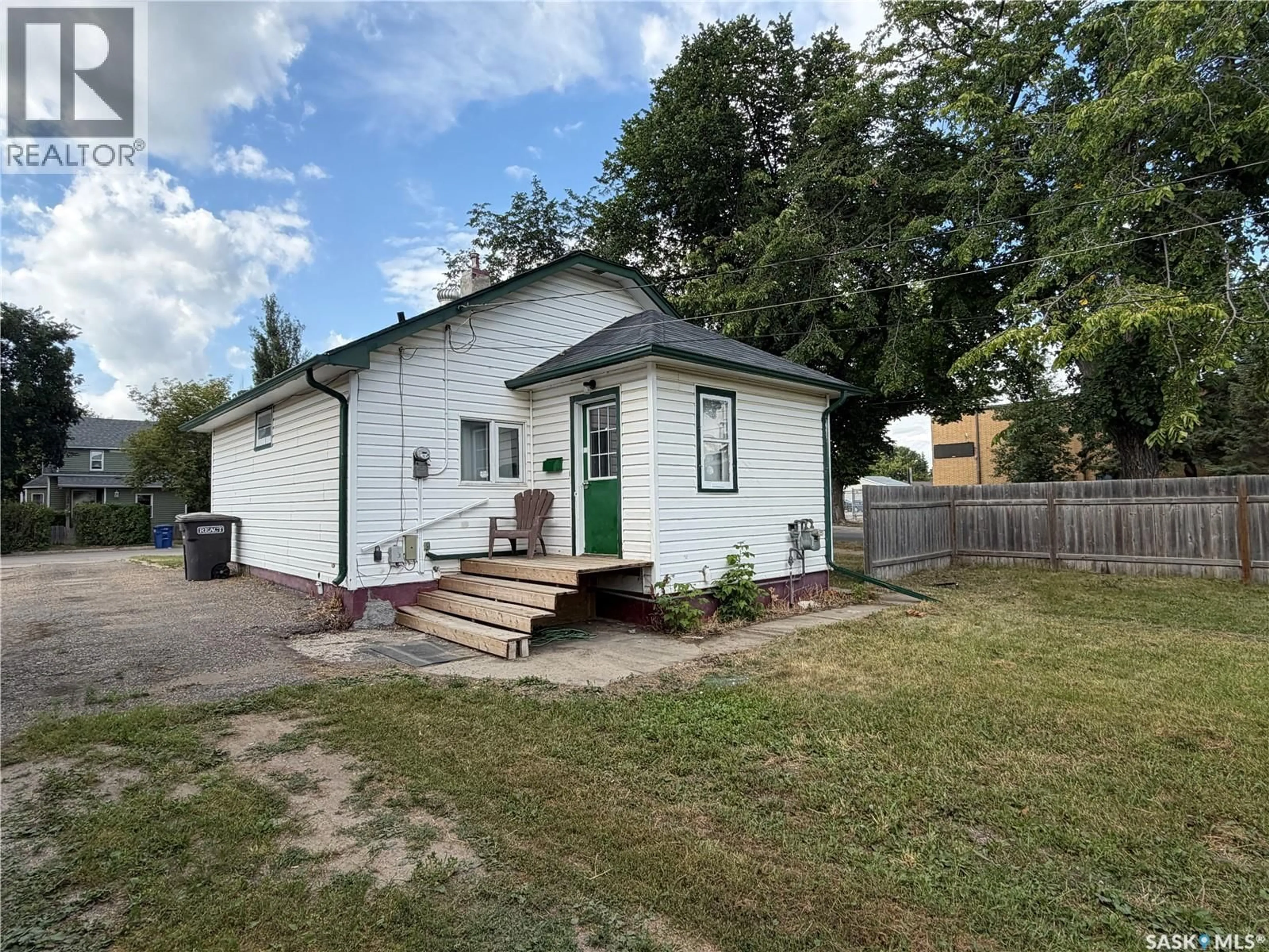 A pic from outside/outdoor area/front of a property/back of a property/a pic from drone, street for 740 12TH STREET, Humboldt Saskatchewan S0K2A0