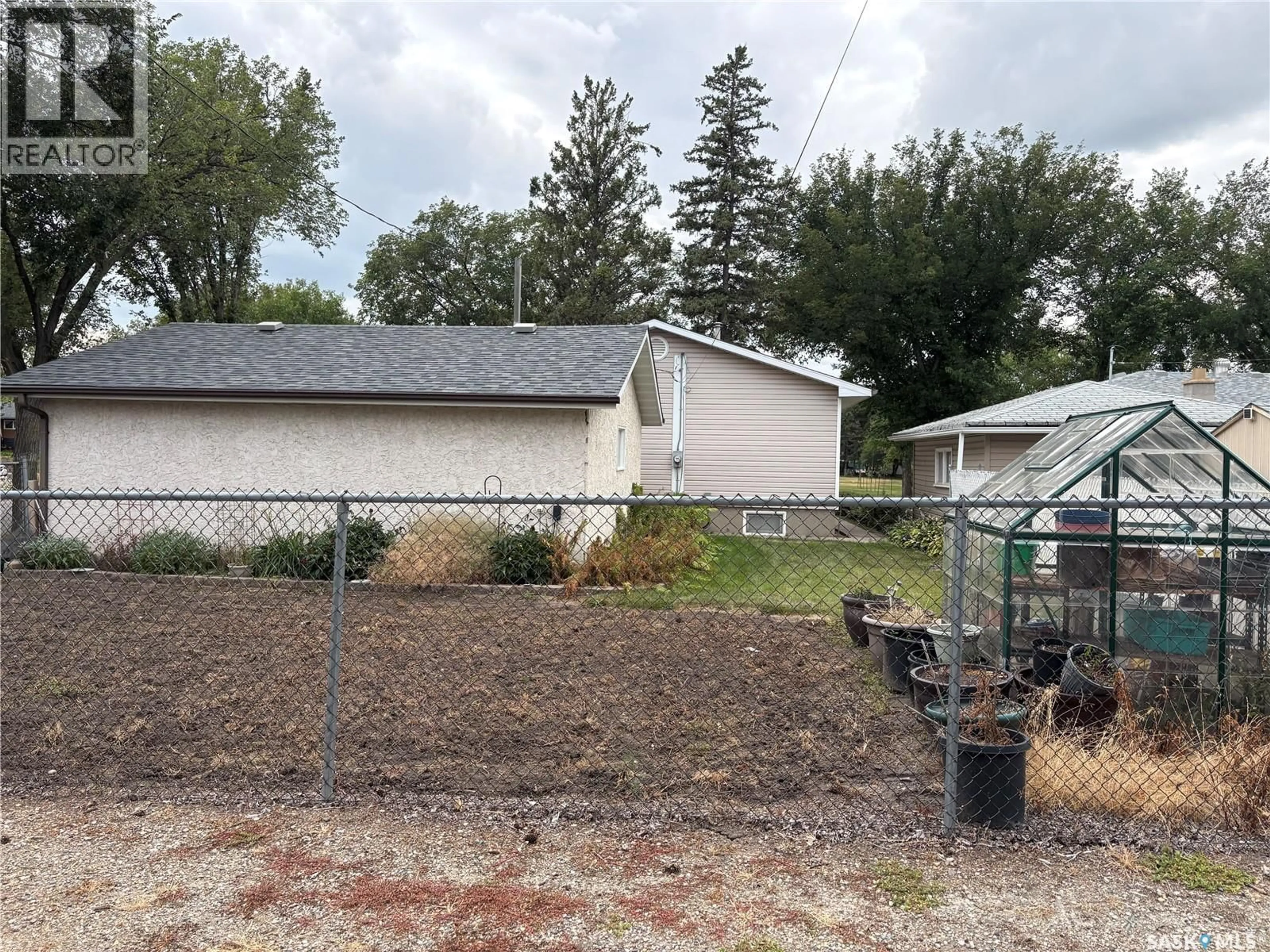 Shed for 3116 3RD AVENUE, Regina Saskatchewan S4R0W6