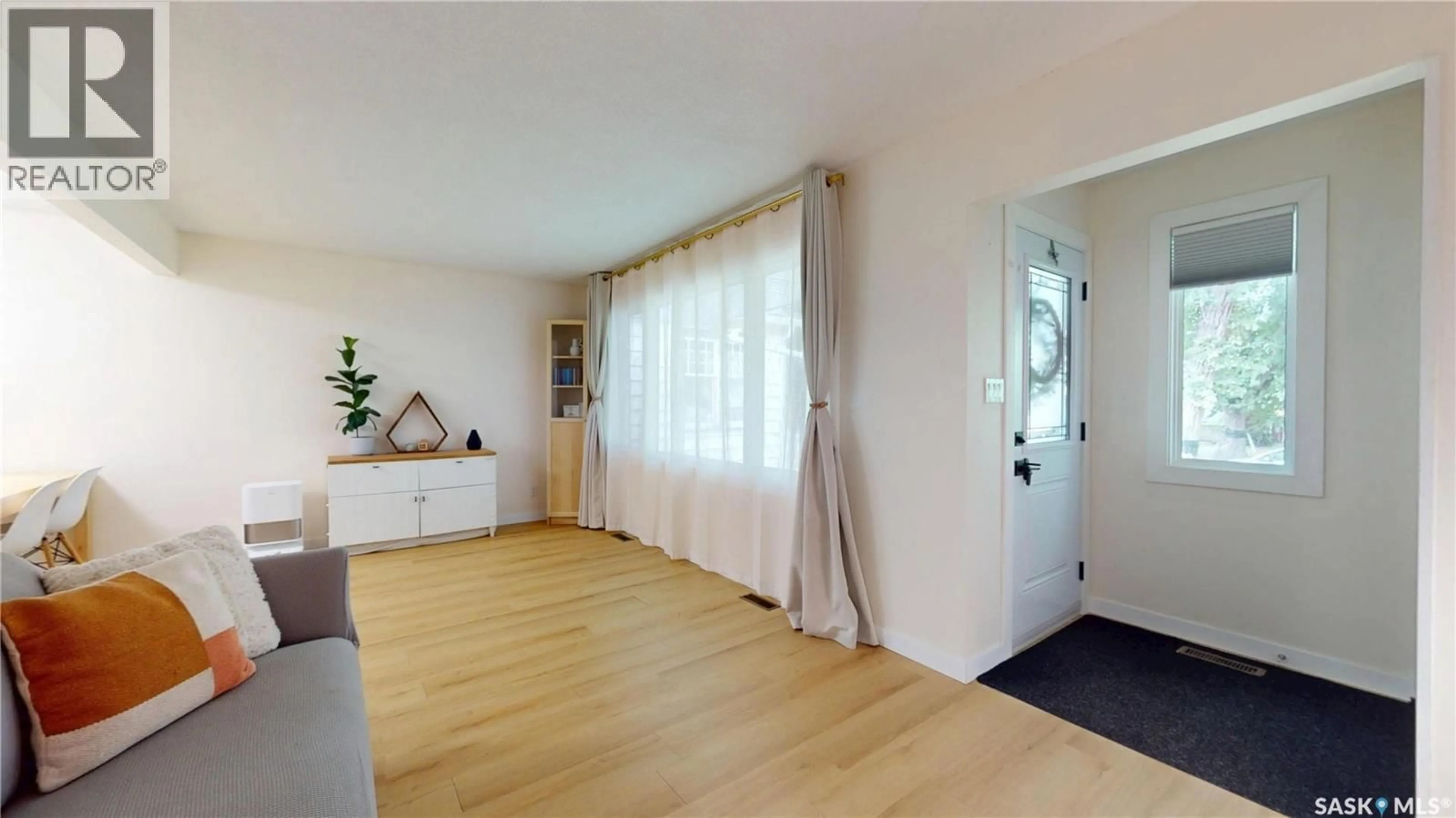 A pic of a room for 1947 ATHOL STREET, Regina Saskatchewan S4T3E4