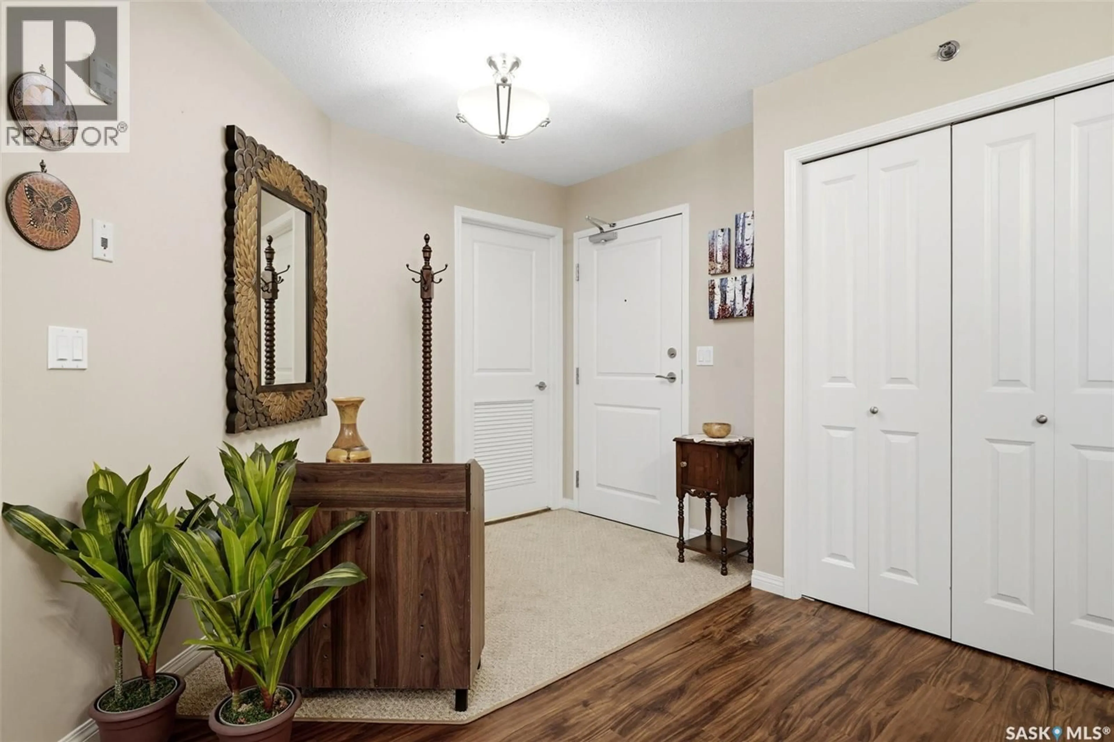 Indoor entryway for 3605 - 449 ALBERT STREET, Regina Saskatchewan S4S7L4