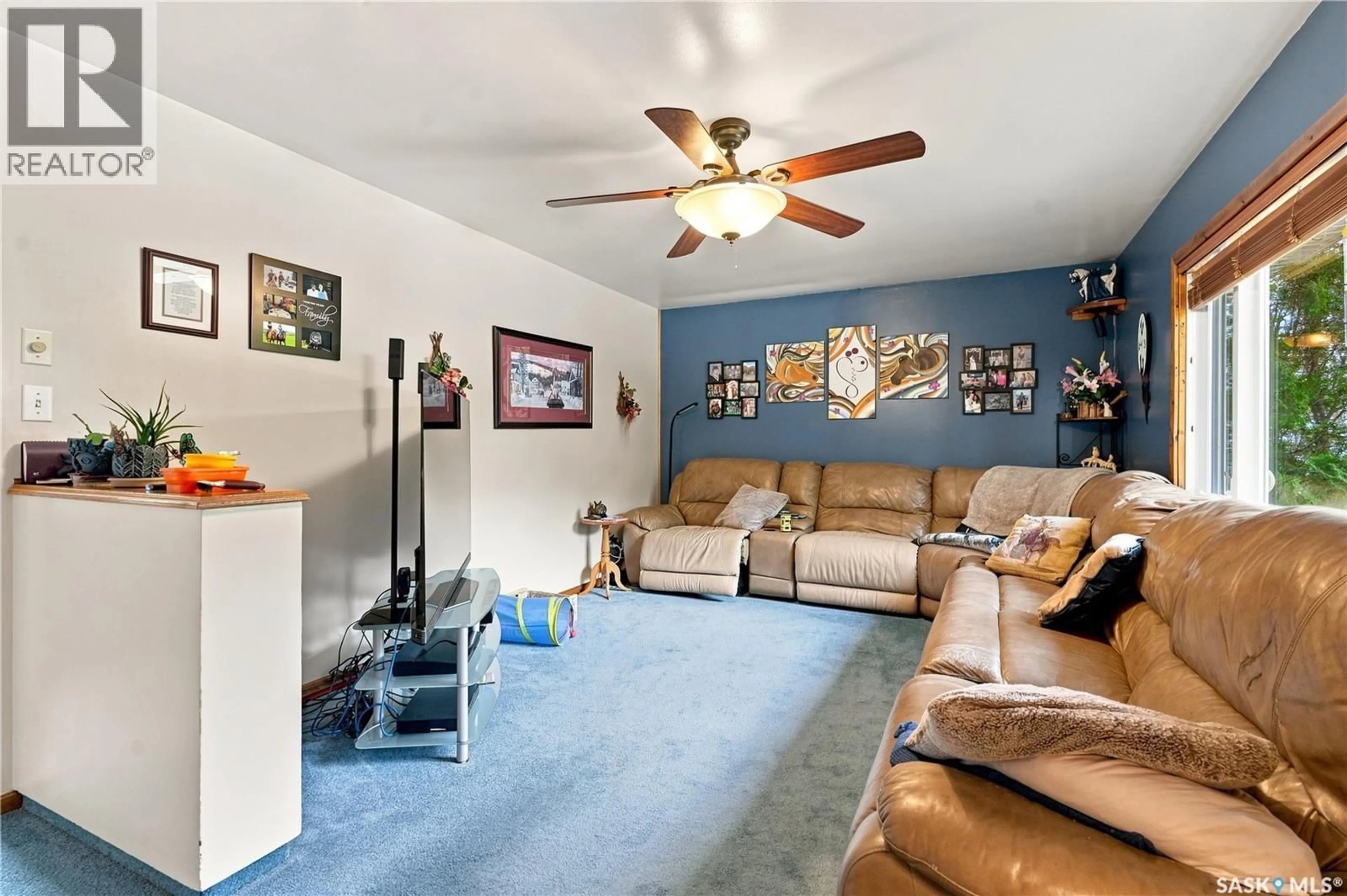 Living room with furniture, unknown for BLUE ACREAGE, Corman Park Rm No. 344 Saskatchewan S0K0Y0