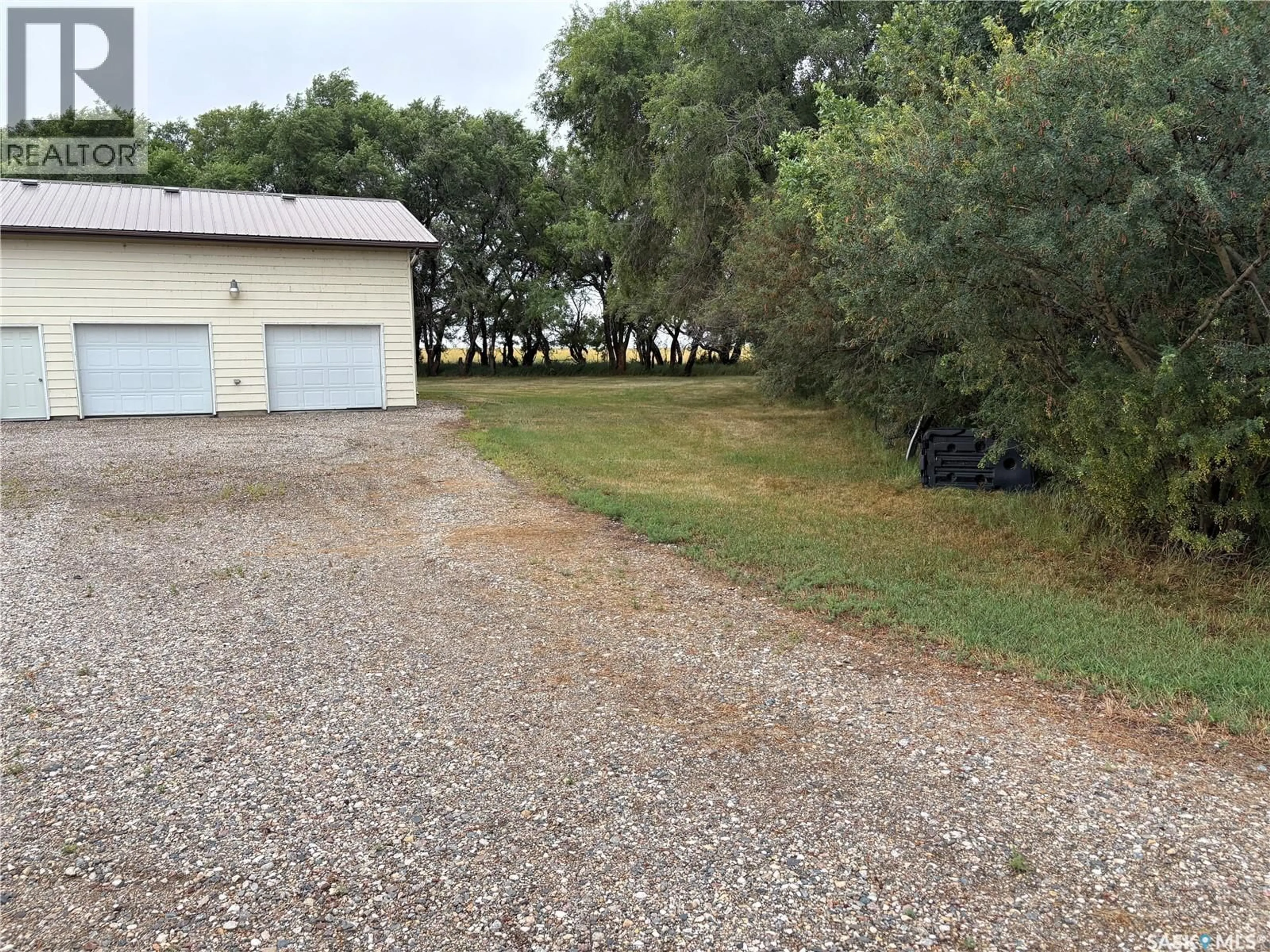 A pic from outside/outdoor area/front of a property/back of a property/a pic from drone, unknown for MAURER ACREAGE, Weyburn Rm No. 67 Saskatchewan S4H2J9