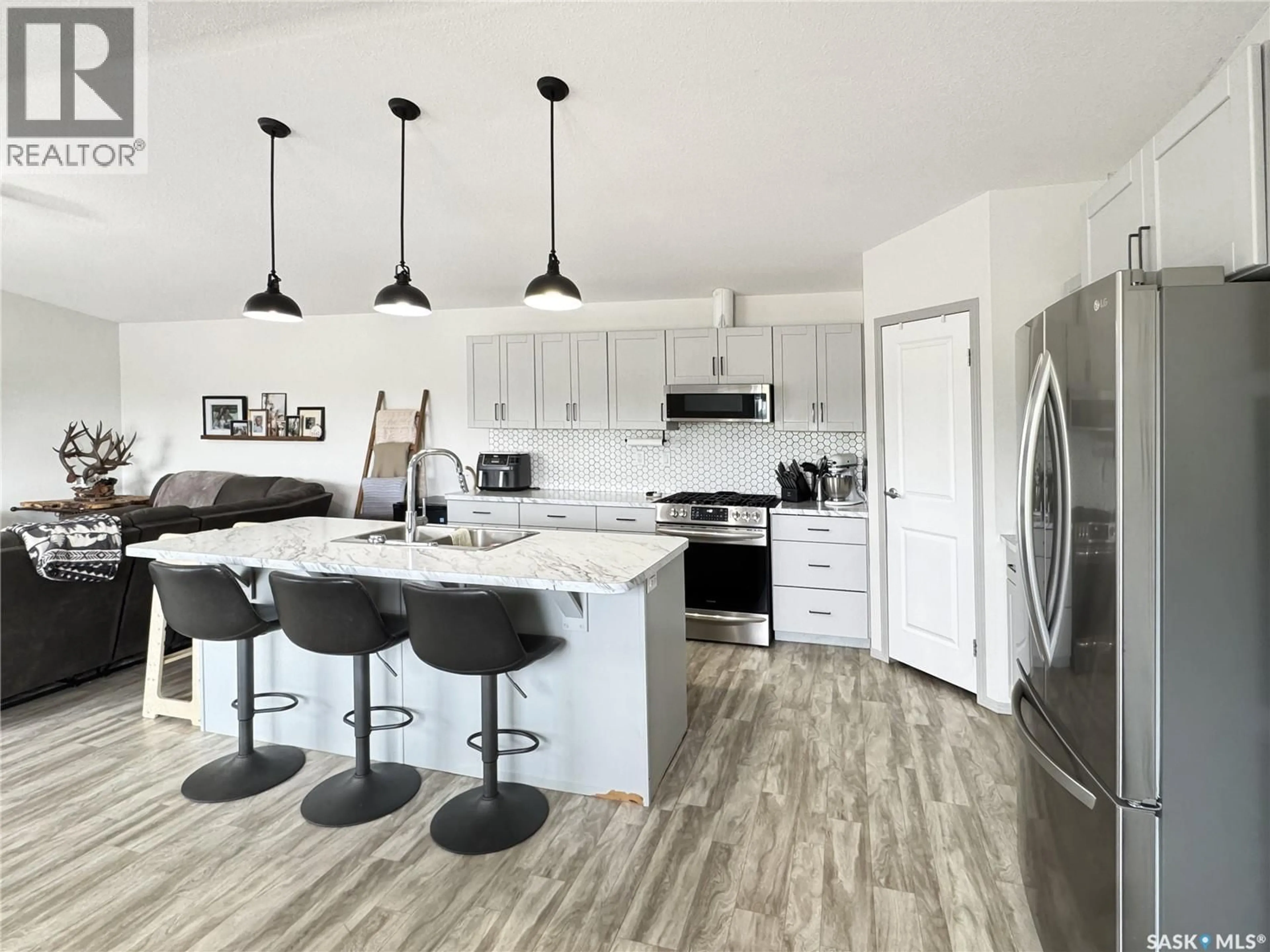 Open concept kitchen, unknown for KREPPS ACREAGE, Eldon Rm No. 471 Saskatchewan S0M1M0