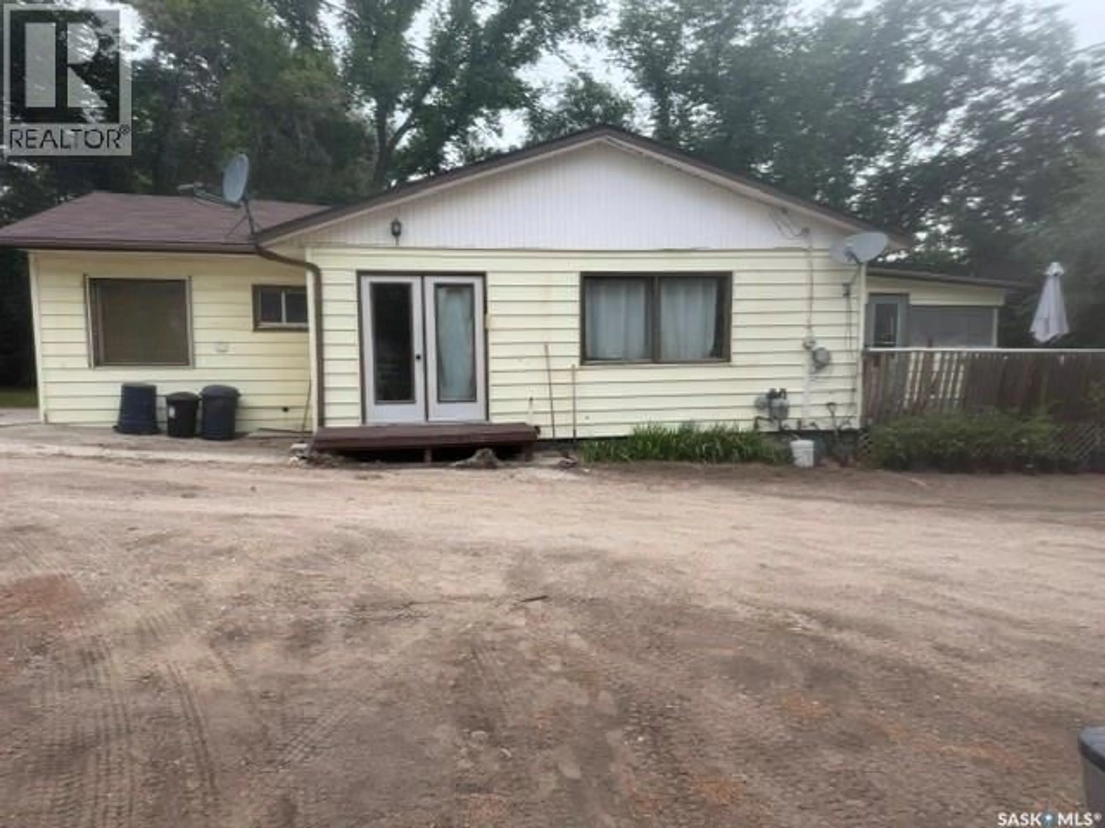 Unknown for 205 3RD AVENUE, Young Saskatchewan S0K4Y0