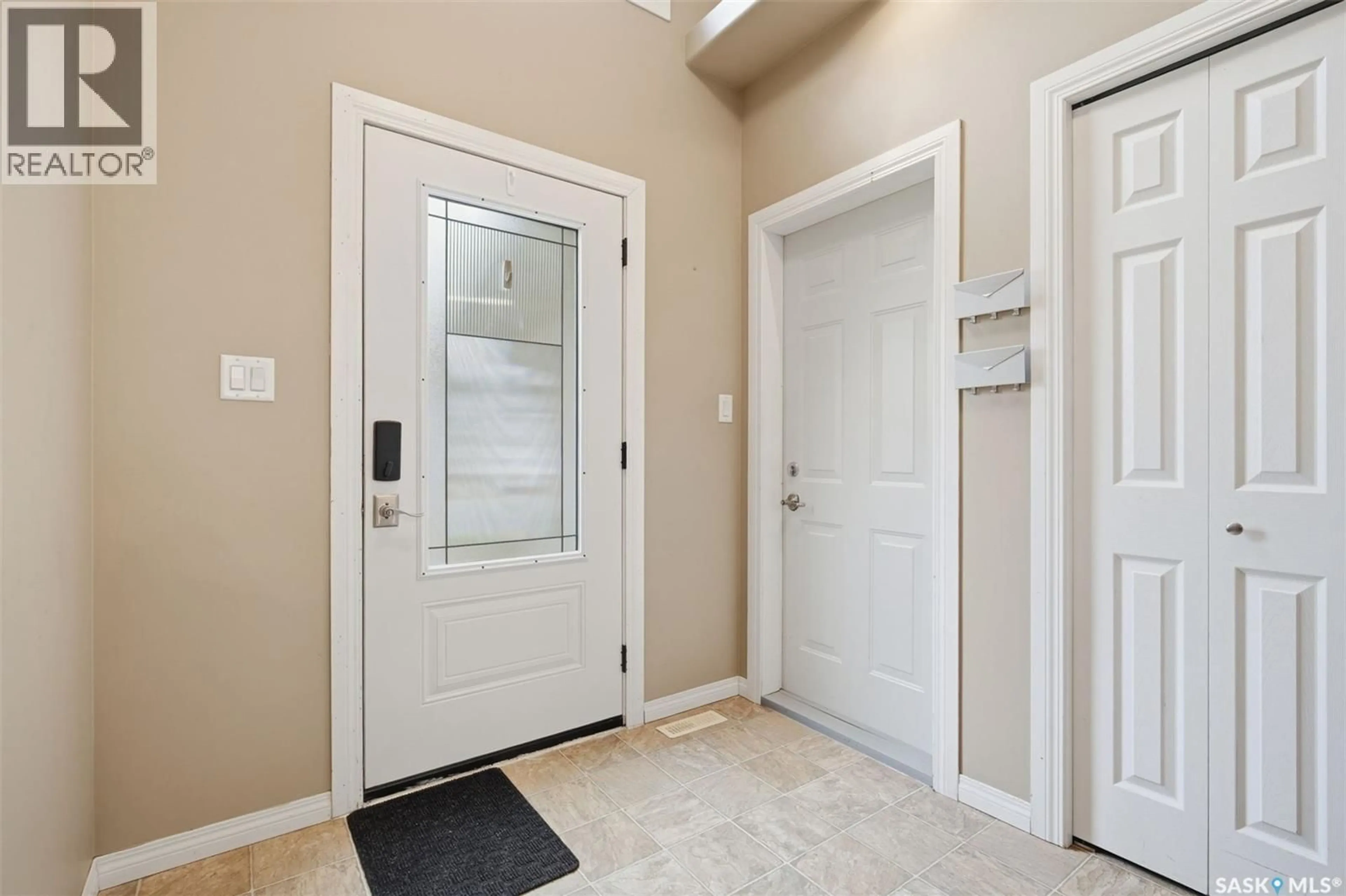 Indoor entryway for 512 ENS LANE, Warman Saskatchewan S0K4S0
